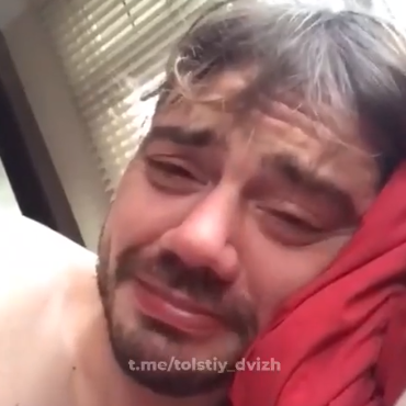 Lo que se encuentra en su cama tras la resaca