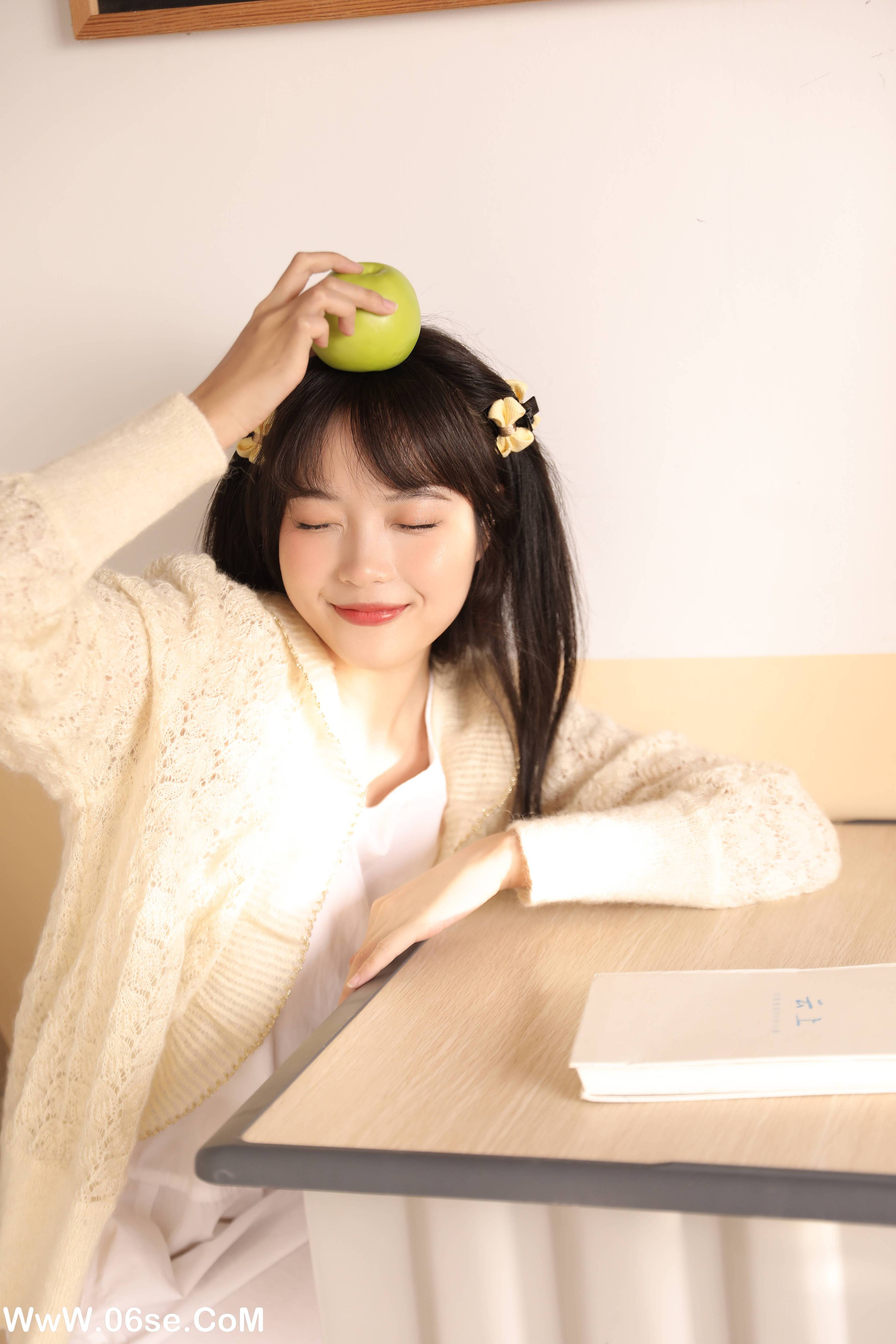 图片[17]-[YITUYU艺图语]2022.10.13 扑倒少女心 小薇人儿[38+1P／402MB]-六色网
