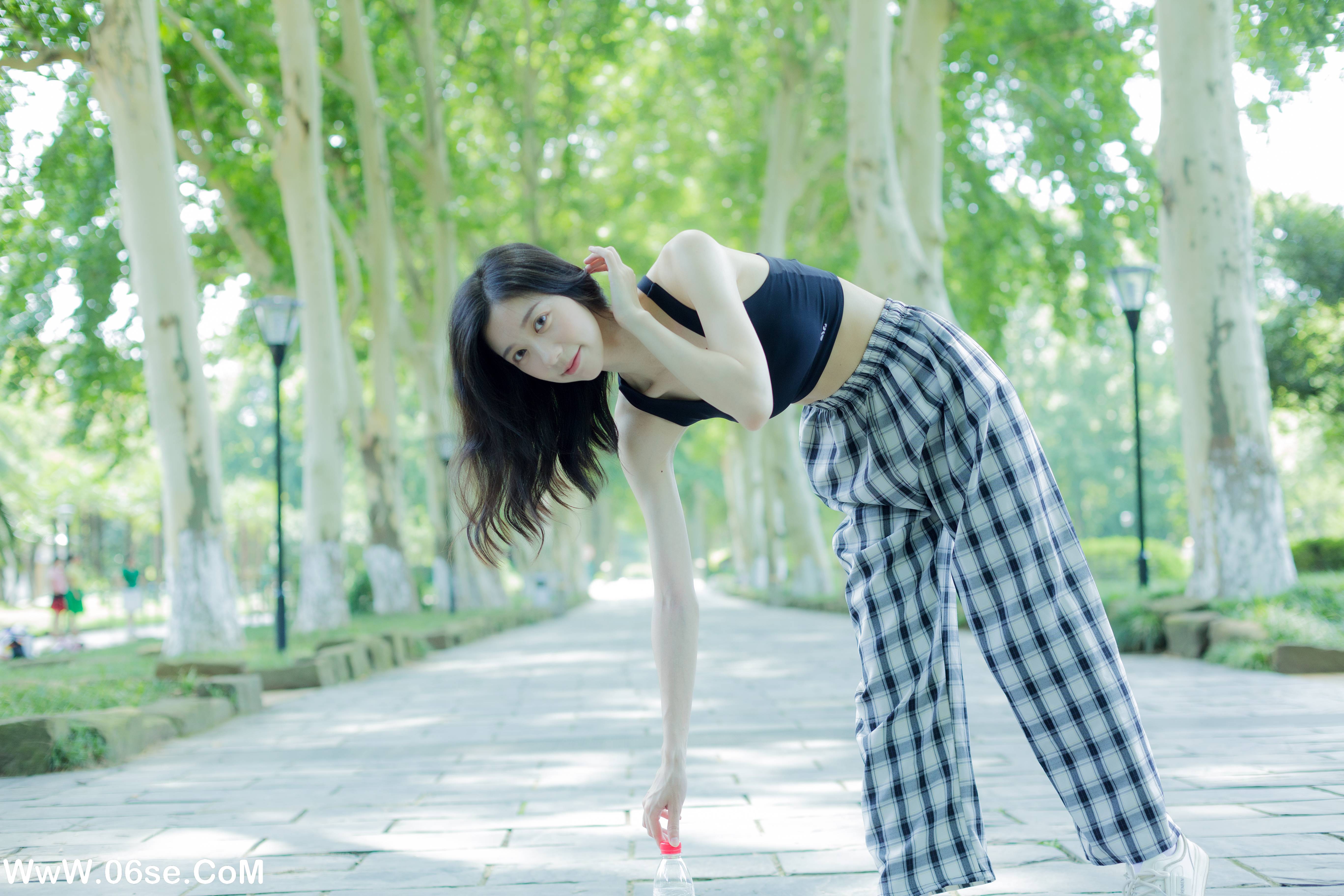图片[10]-[YITUYU艺图语]2022.09.08 晨练日 饲猫少女-[26+1P／237MB]-六色网