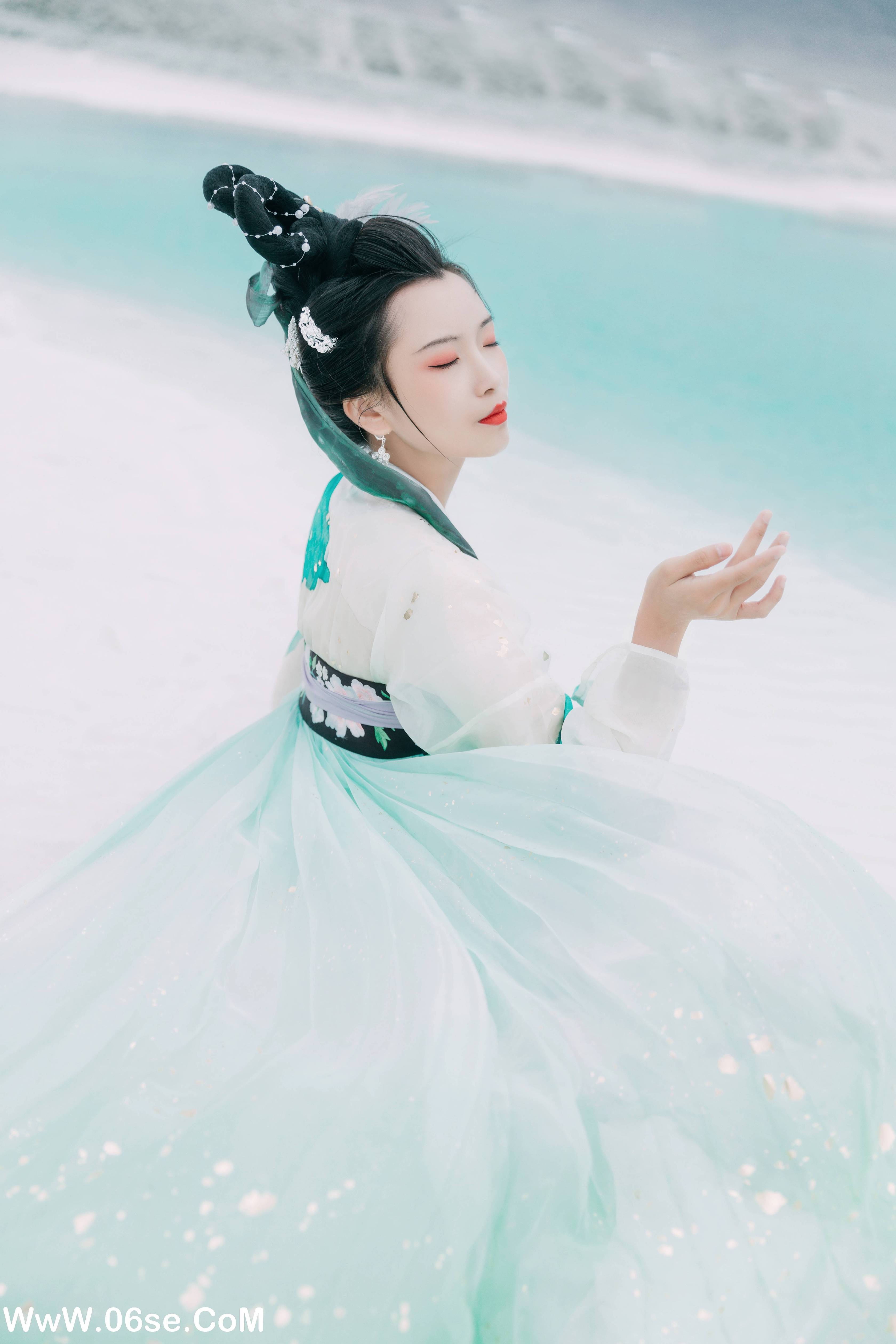 图片[22]-[YITUYU艺图语]2022.08.08 碧水间 公孙凭[21+1P／220MB]-六色网