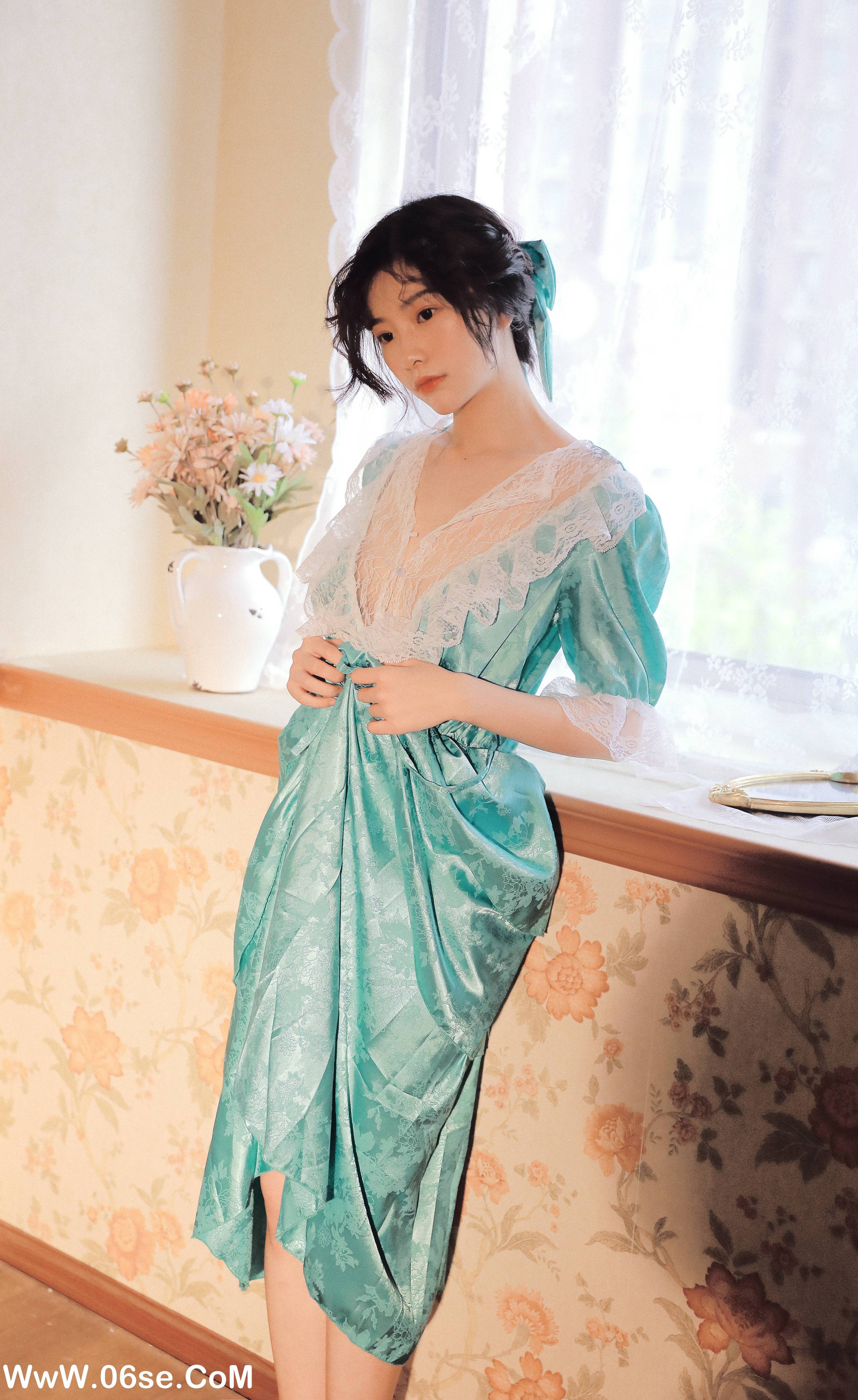 图片[3]-[YITUYU艺图语]2022.11.25 窗边少女 桃芊鱼[34+1P／819MB]-六色网