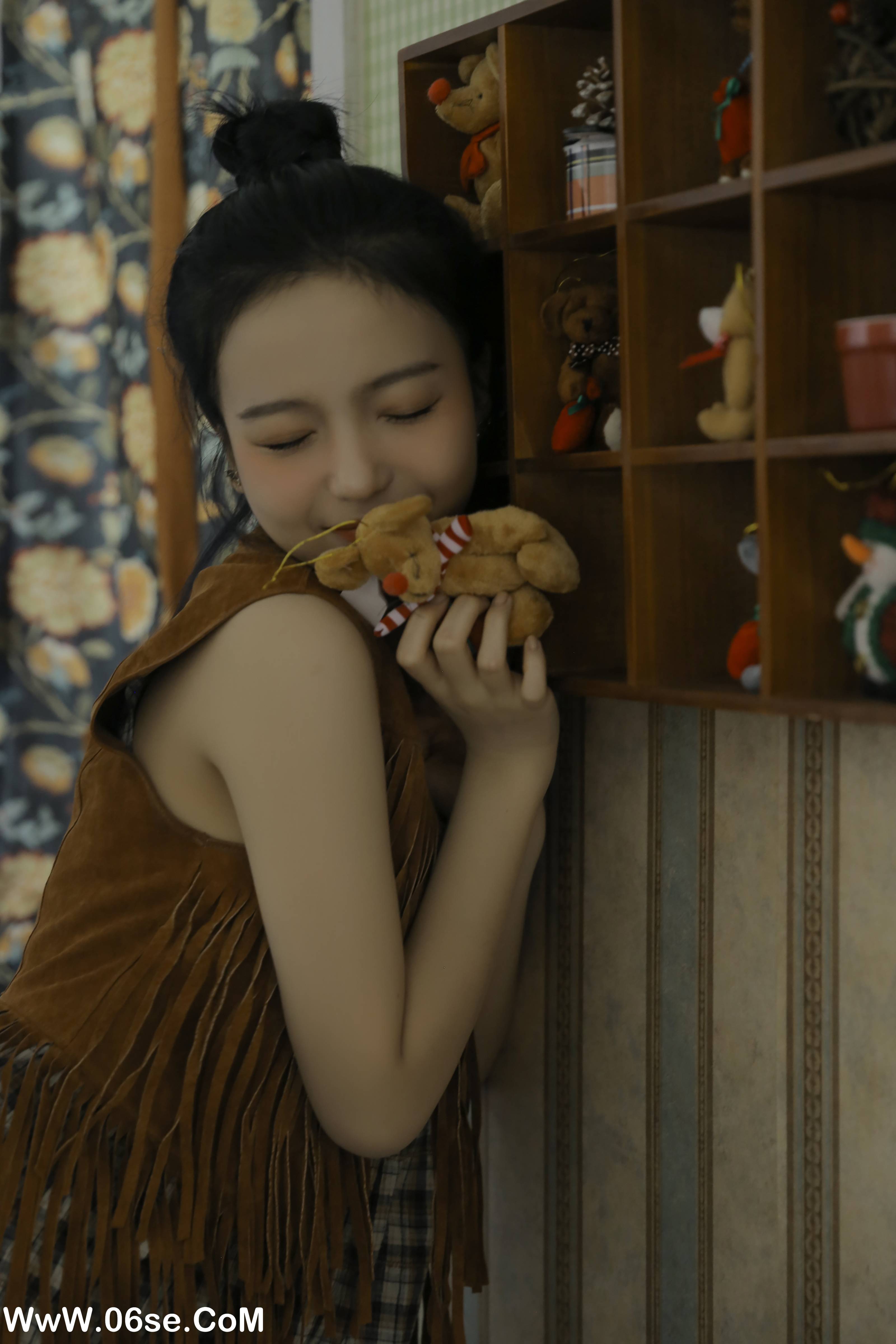 图片[5]-[YITUYU艺图语]2022.08.03 任意门 兮嘻嘻-[19+1P／85.8MB]-六色网