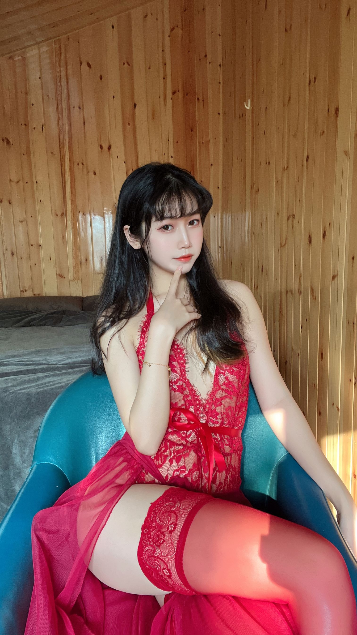 不呆猫 霸气红色人妻[57P1V-1.77GB] 53