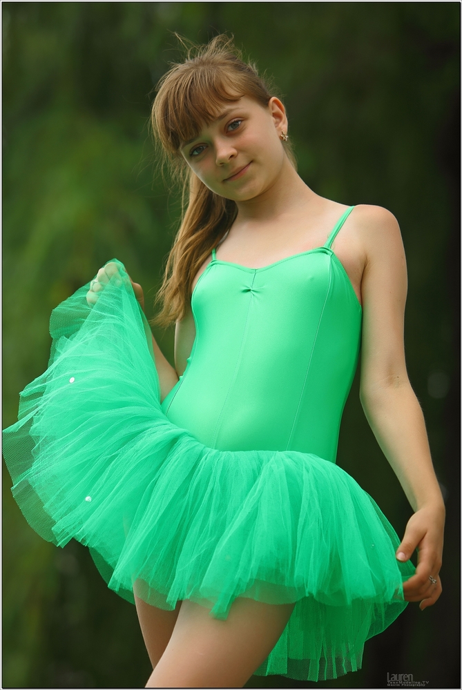 TEENMODELING LAUREN – GREENLEO 158P – Telegraph