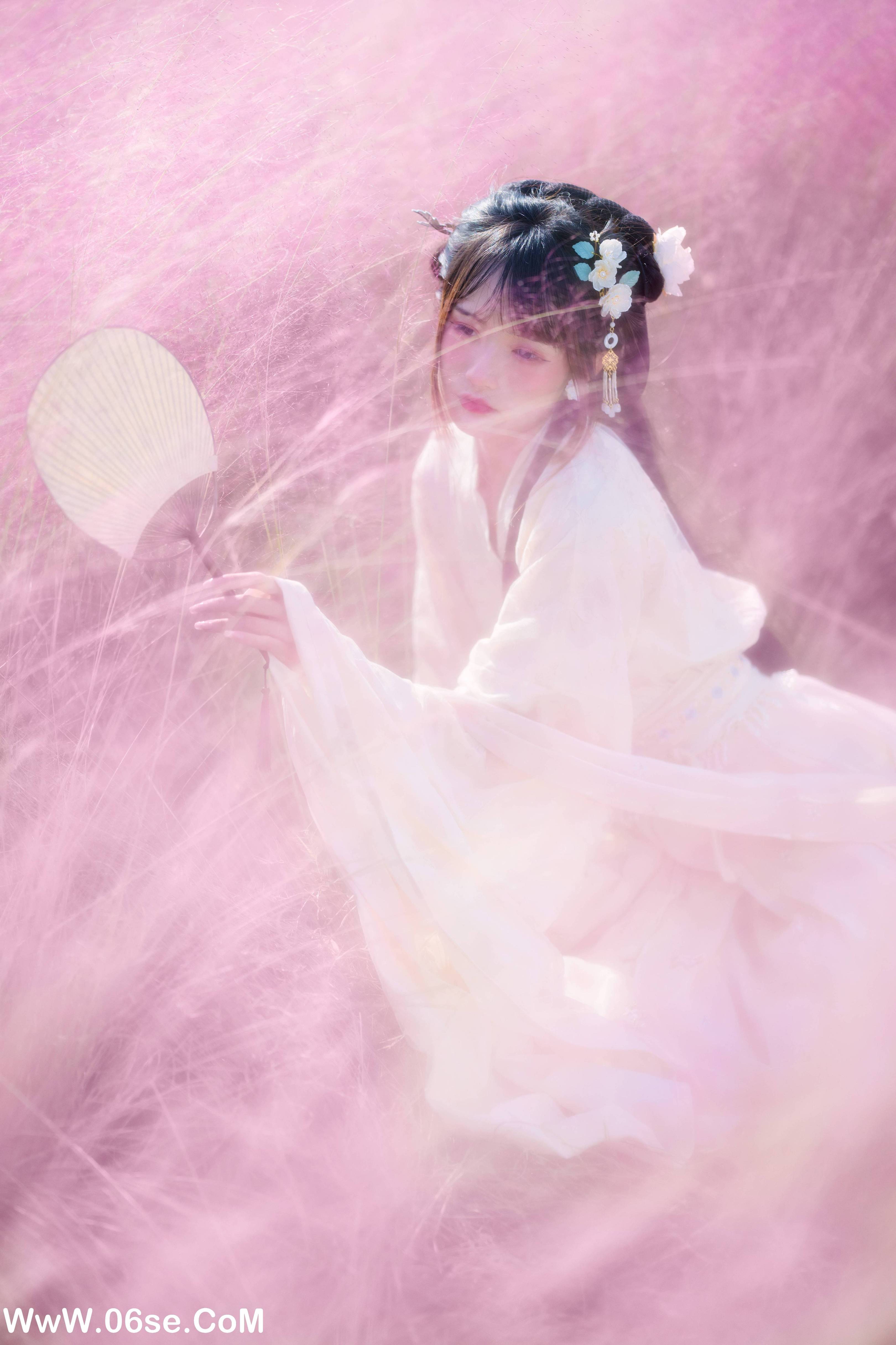 图片[7]-[YITUYU艺图语]2022.06.27 粉草回忆 兔子Zzz不吃胡萝卜[22P-183.4M]-六色网