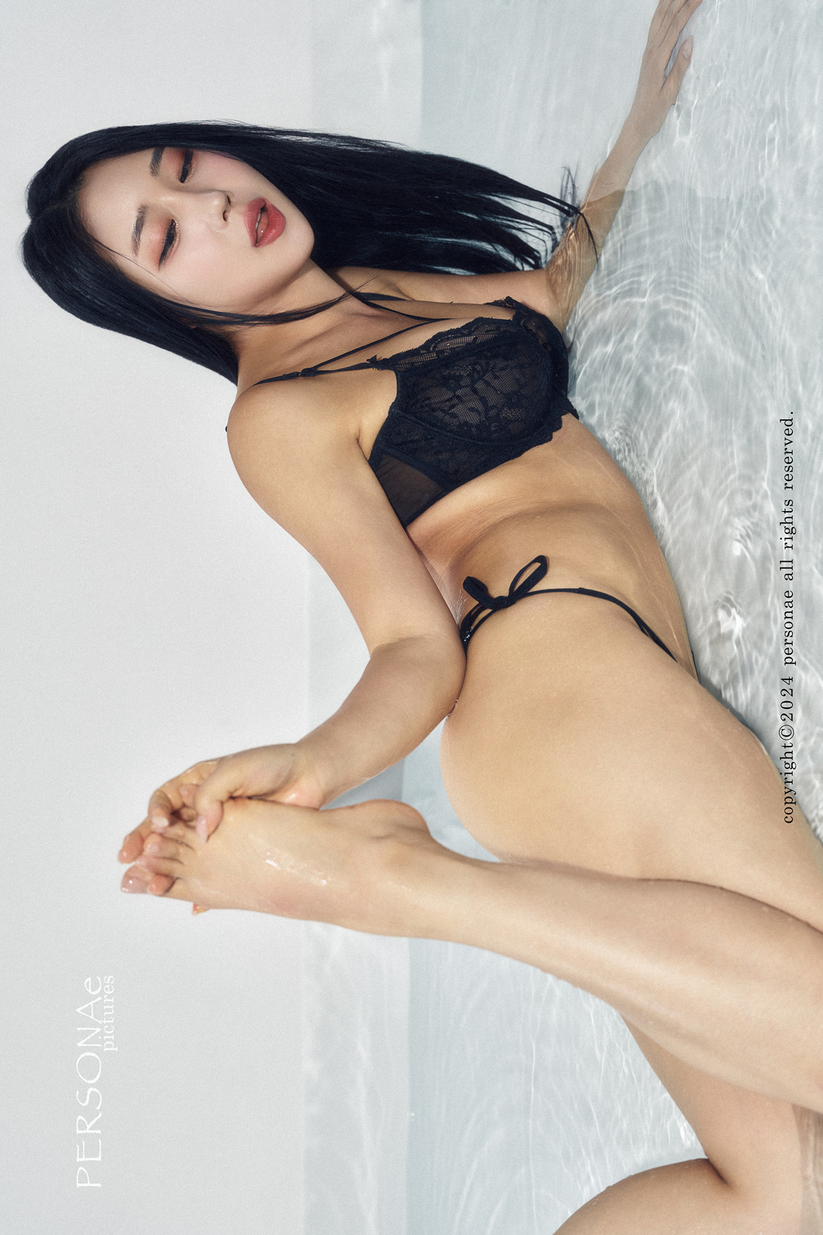 Coco 수민, PERSONAE Photobook ‘Vol.17 Thirsty’ Set.01 28