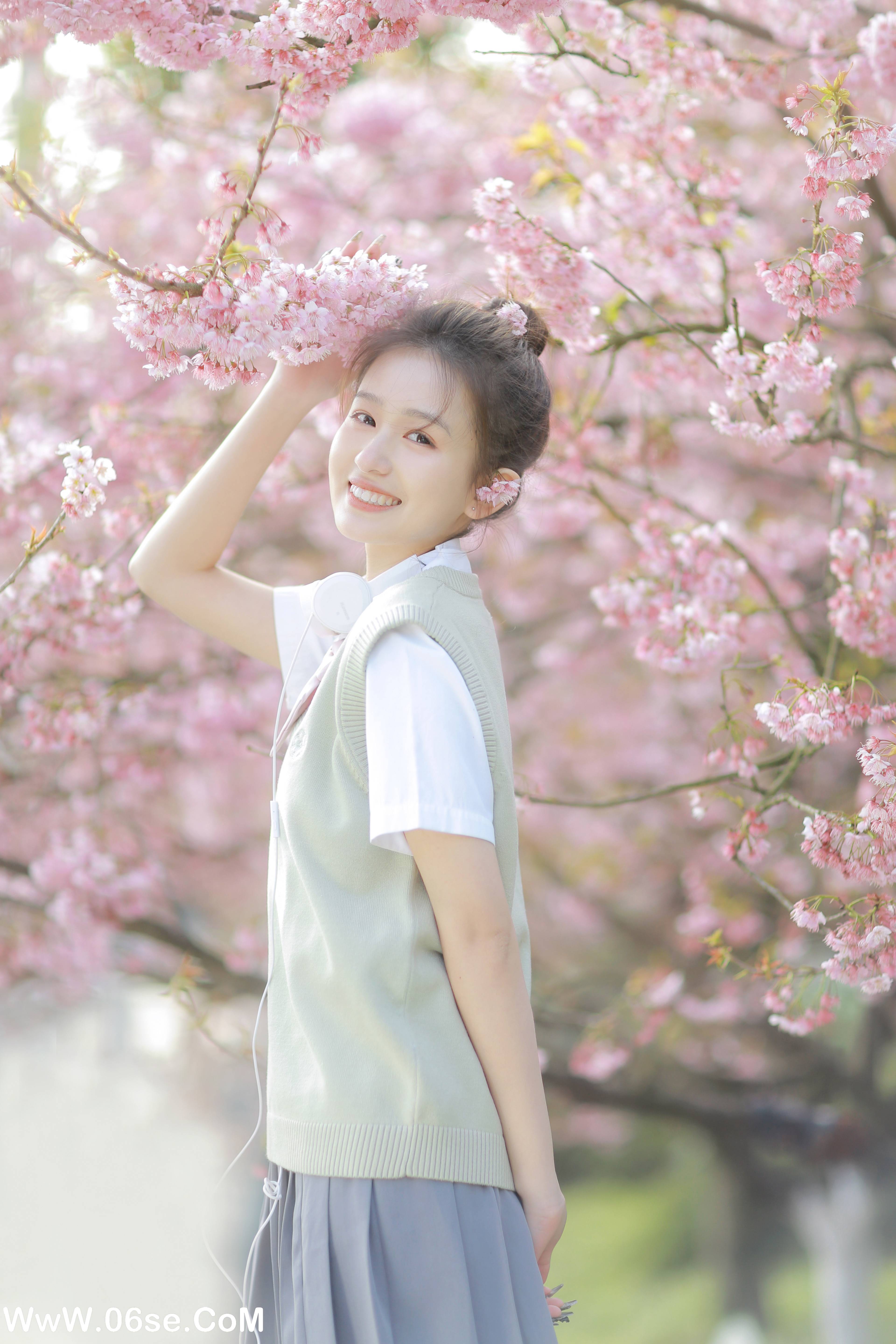 图片[17]-[YITUYU艺图语]2022.05.11 樱花下的春日心动 瑞秋的快乐人生[23P-170.03 MB]-六色网
