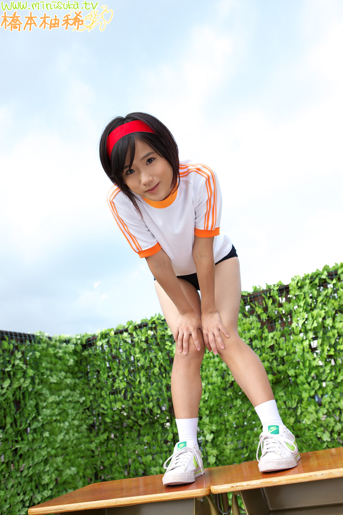 [Image: dc63aef2d9380104057b2.jpg]