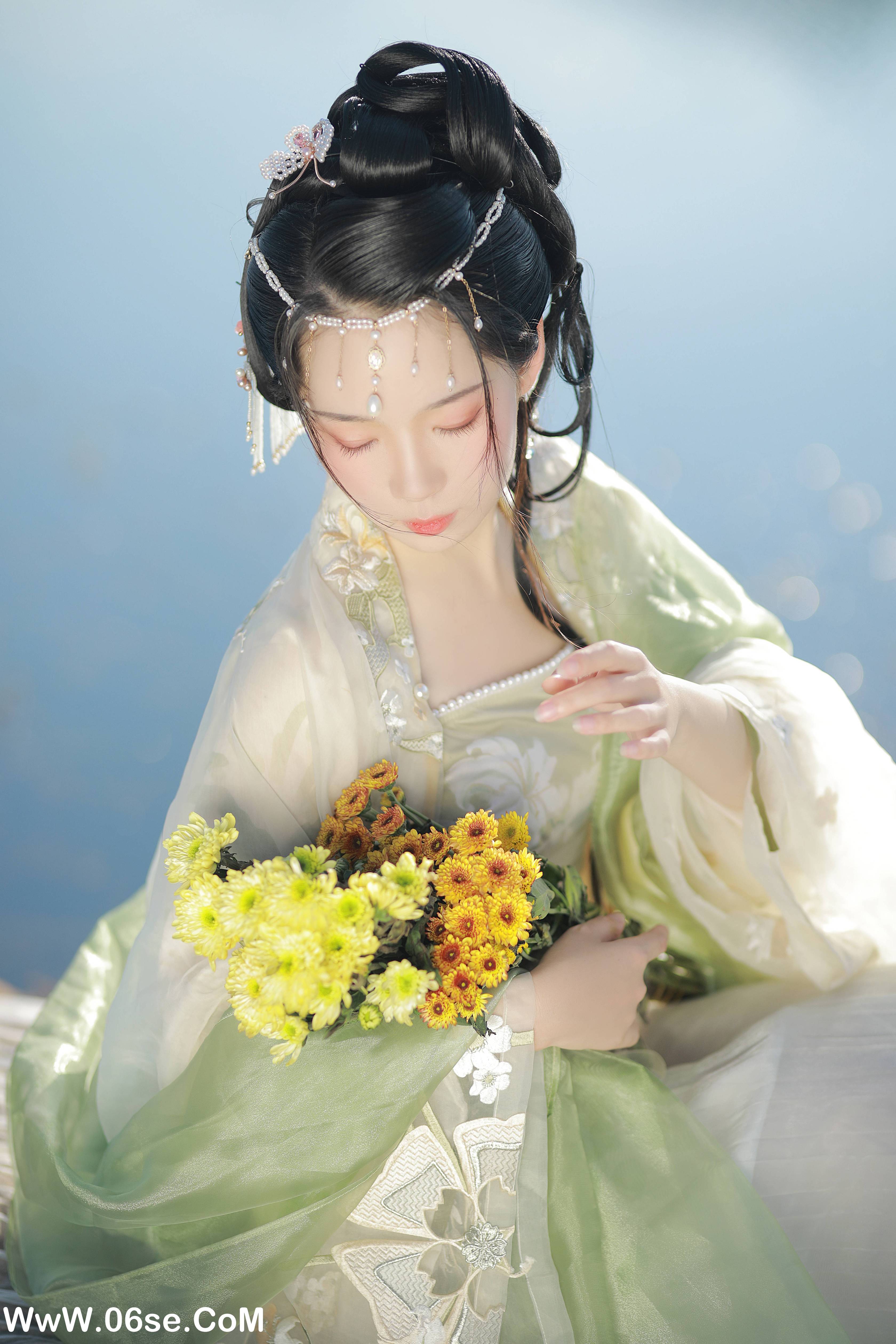 图片[32]-[YITUYU艺图语]2022.09.30 夏日长 落花人独立[35+1P／644MB]-六色网