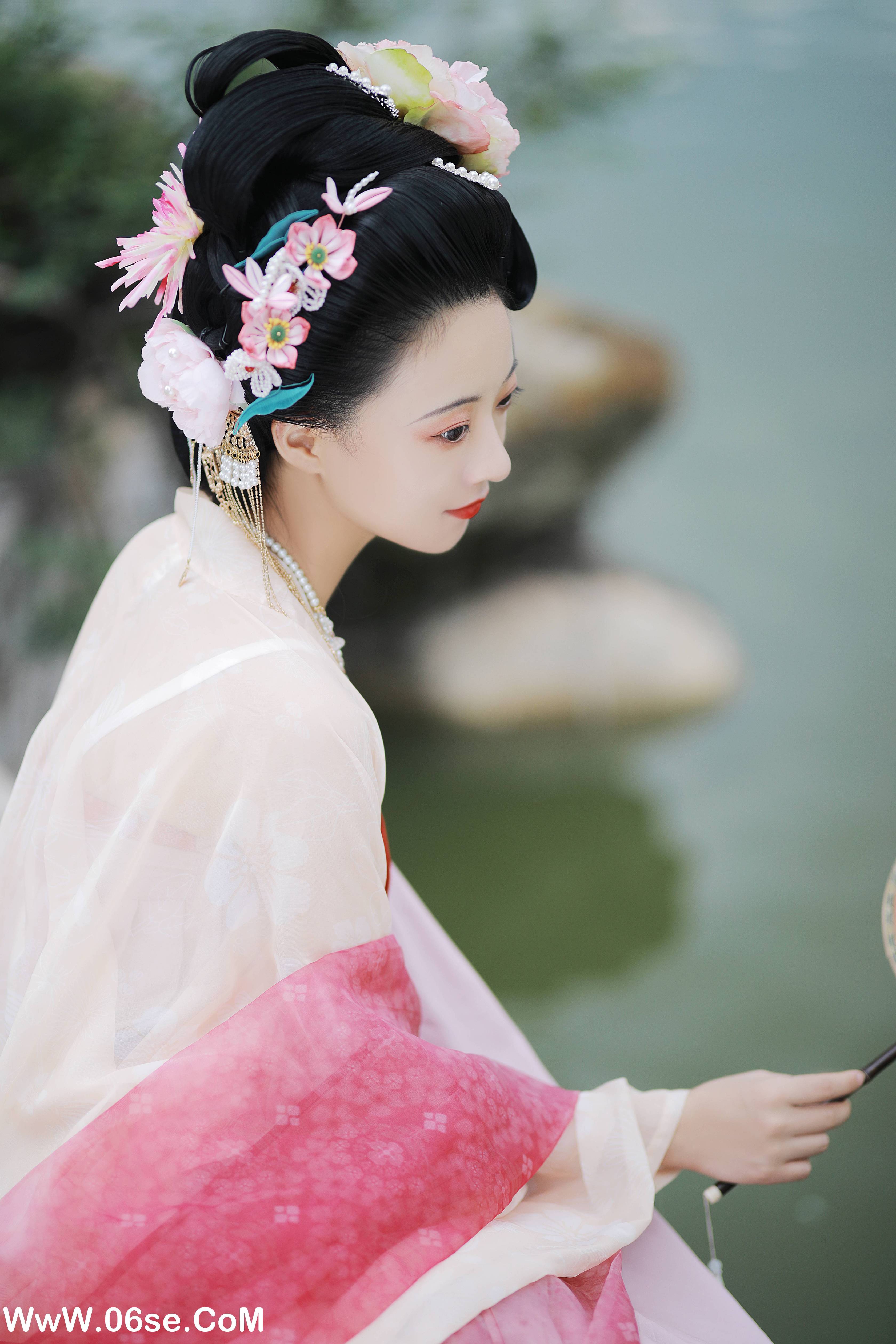 图片[6]-[YITUYU艺图语]2022.09.23 风月偏爱宴旧人 YunFleur[35+1P／682MB]-六色网