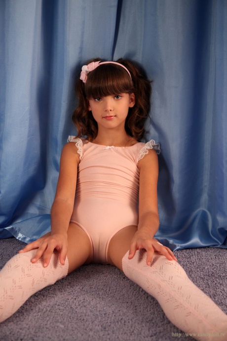 [Image: dcdaa7425ef82e5a26a94.jpg]