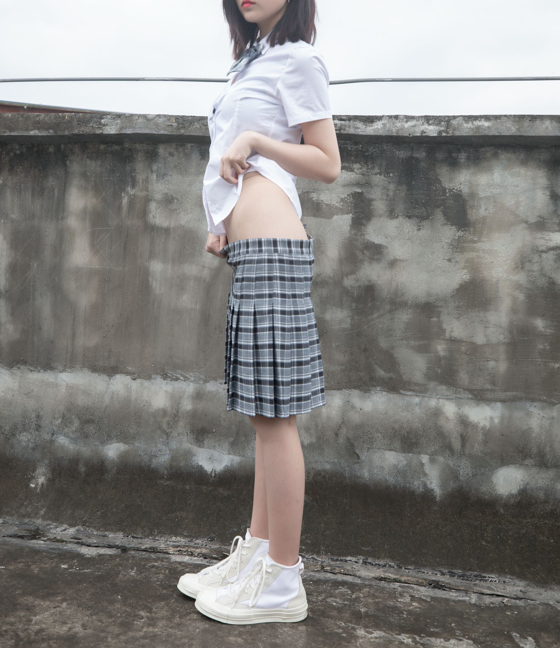[梦丝女神MSLASS]_子然_天台JK-写真图集共71P 9
