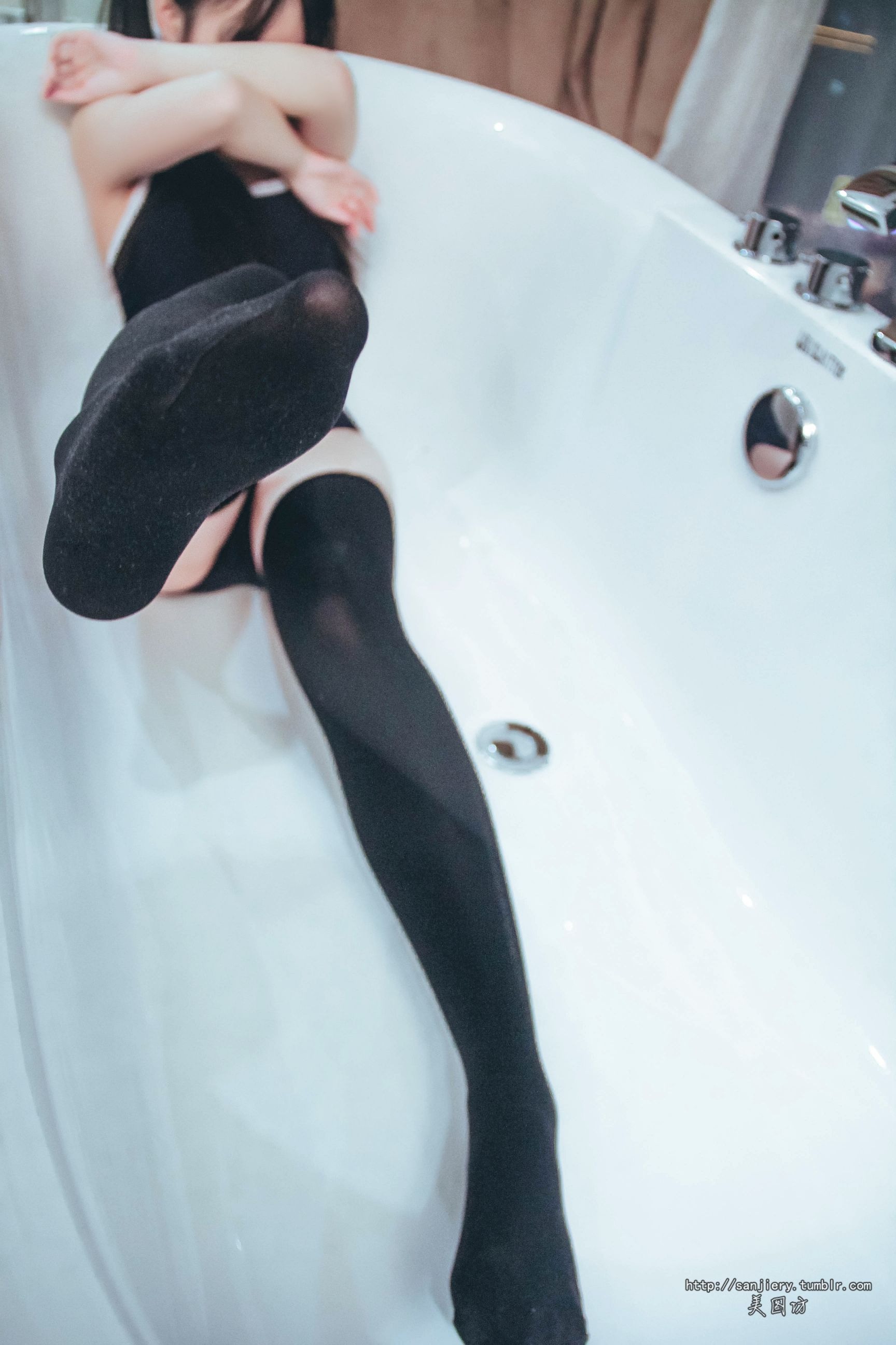 团子少女-沐浴少女[81P] 13