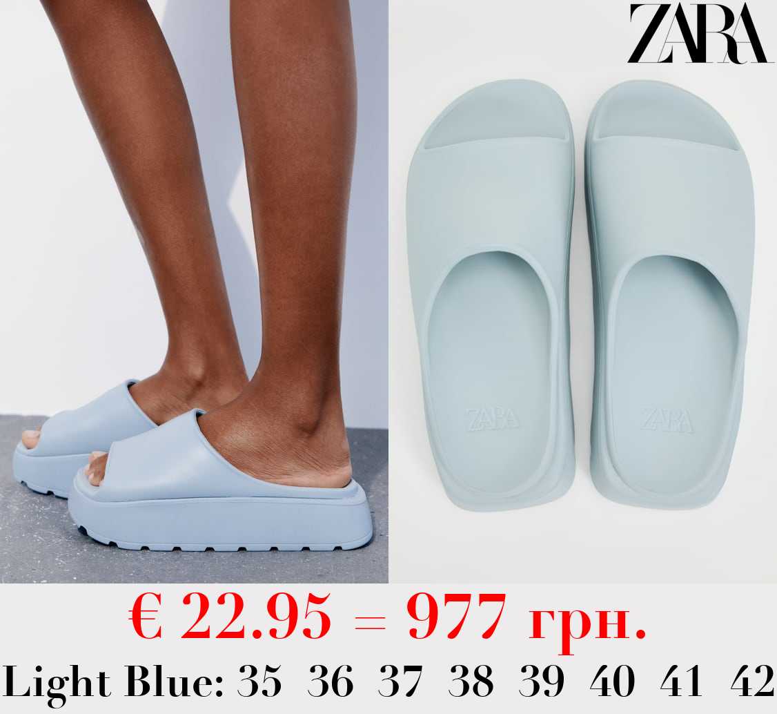 RUBBERISED FLATFORM SANDALS