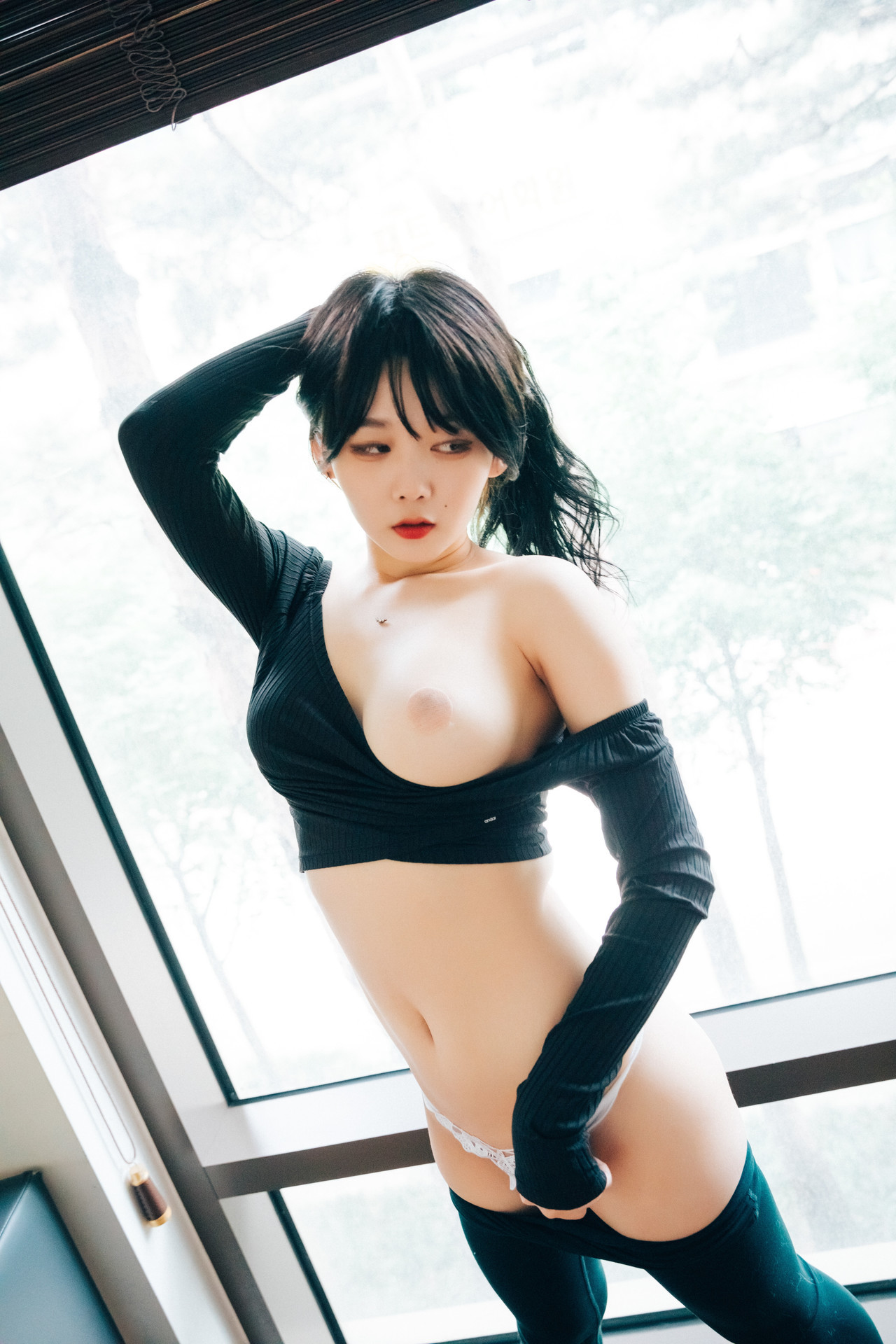 ZIA.Kwon 권지아, [Loozy] Pilates Instructor Set.01 38