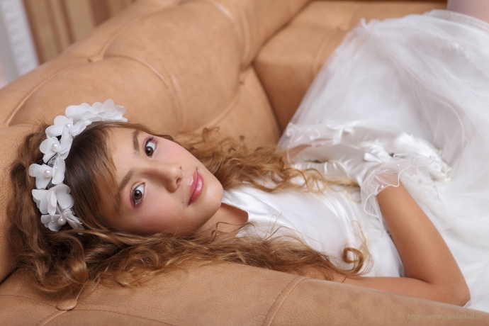 [Image: ddd400149a381a665c3b0.jpg]