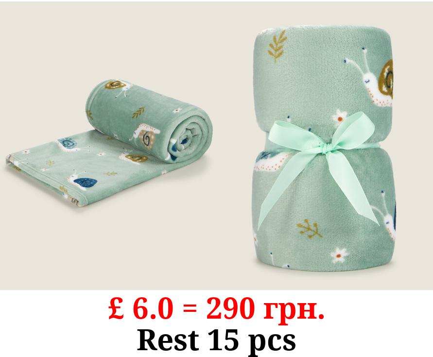 Green Snail Print Super Soft Throw