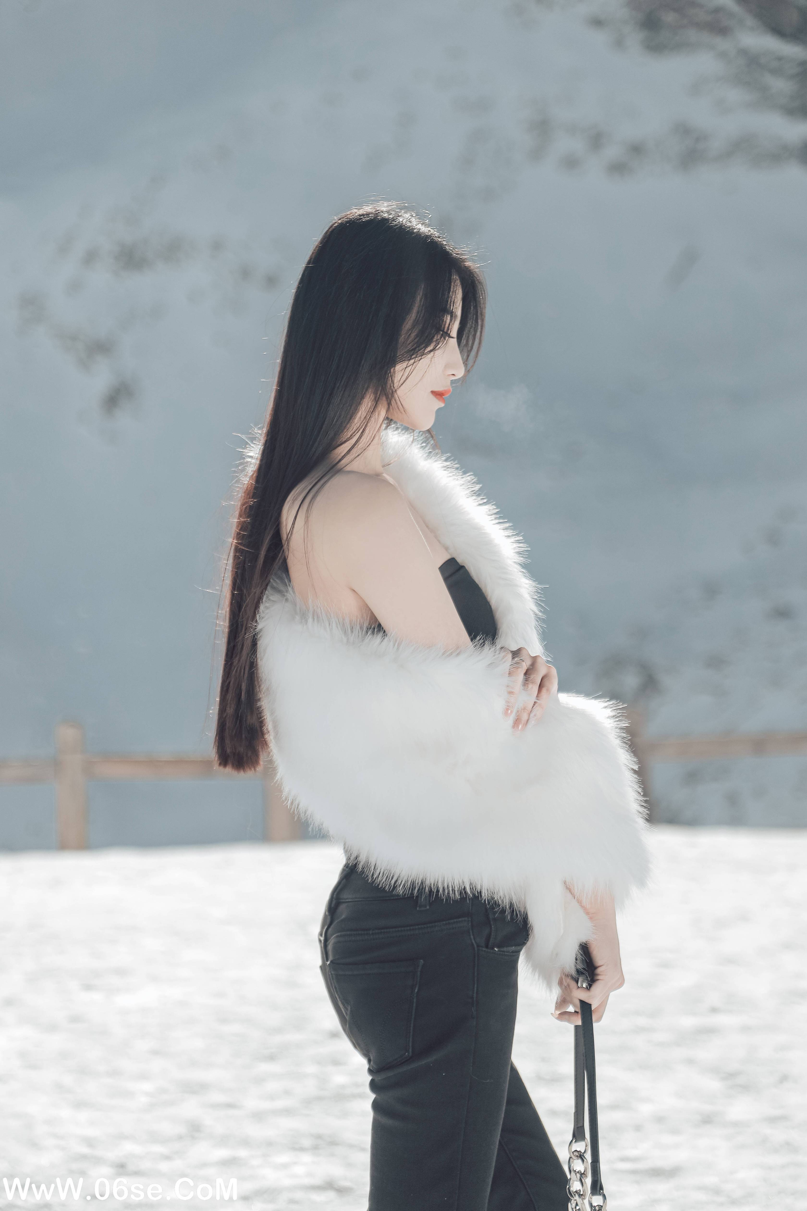 图片[30]-[YITUYU艺图语]2022.06.21 冰雪之巅 婷婷[34P-357.6M]-六色网