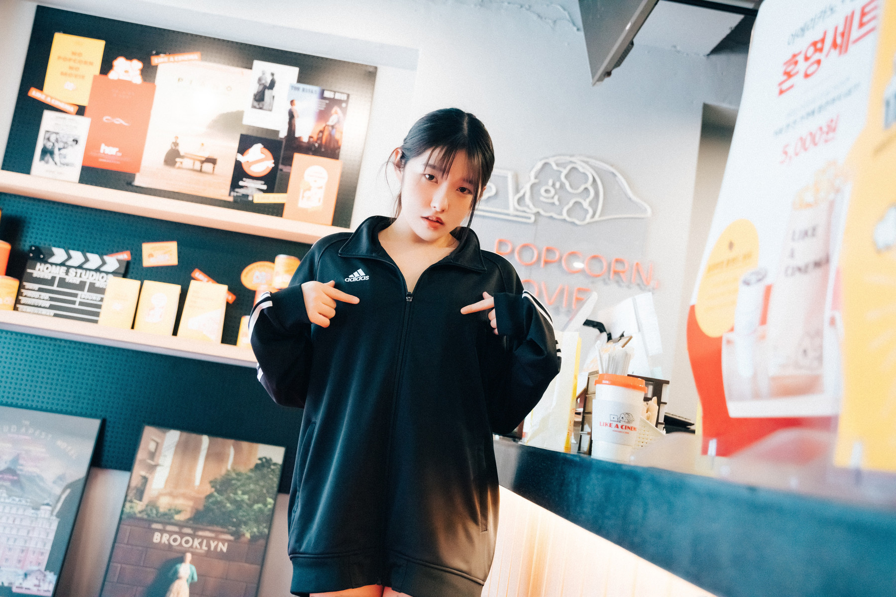 Sonson 손손, [Loozy] Cinema Girl (+S.Ver) Set.01 23