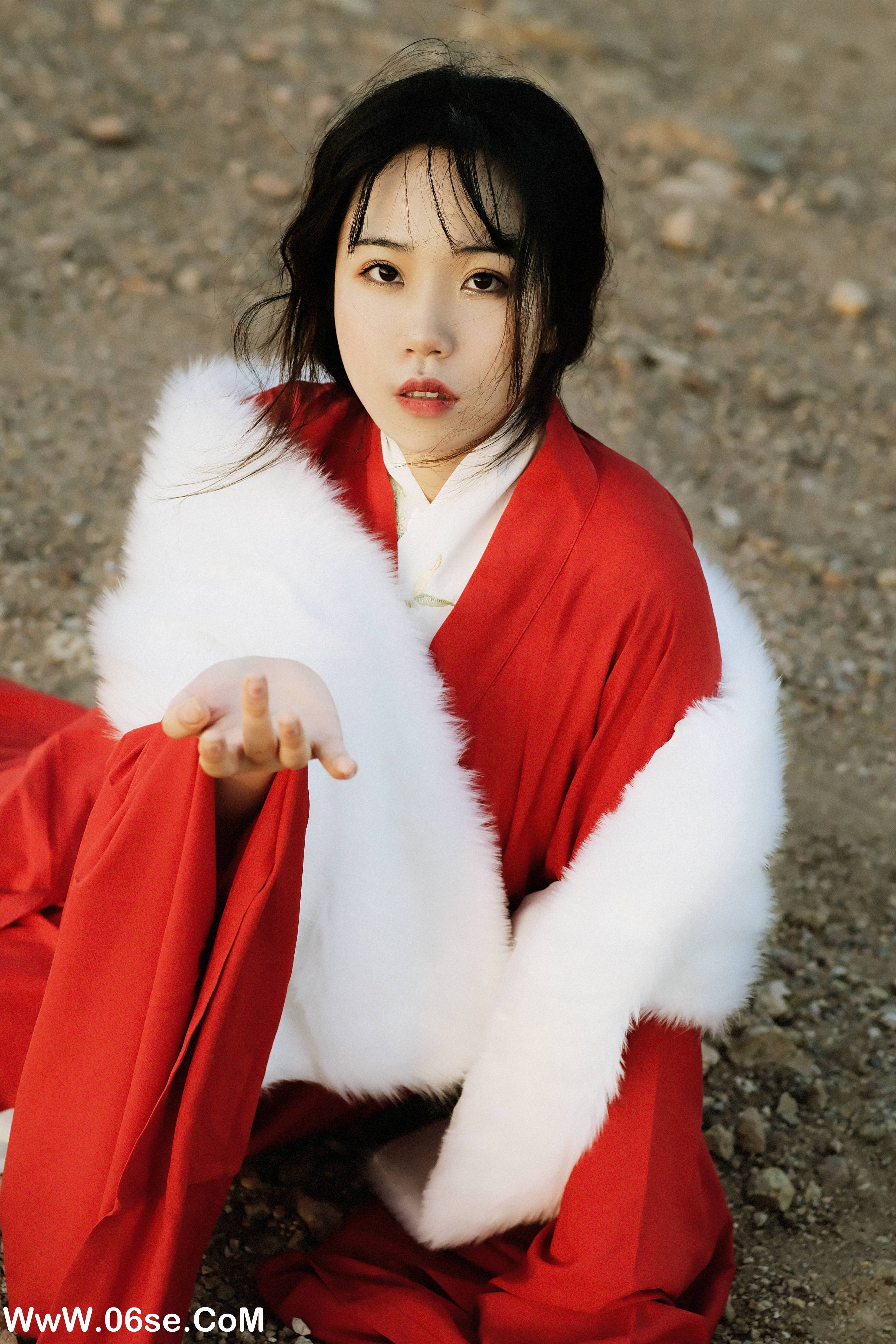 图片[12]-[YITUYU艺图语]2022.12.04 忘川 会下雪的小仙女[24+1P／507MB]-六色网