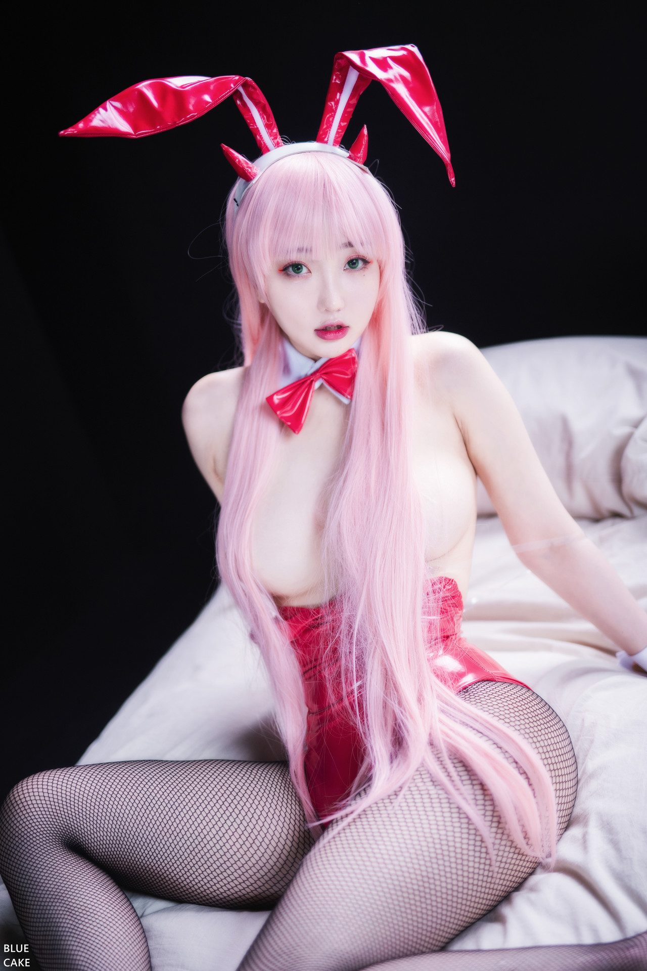 Son Yeeun 손예은, [BLUECAKE] IN THE SEXXY 002 - Set.01 54
