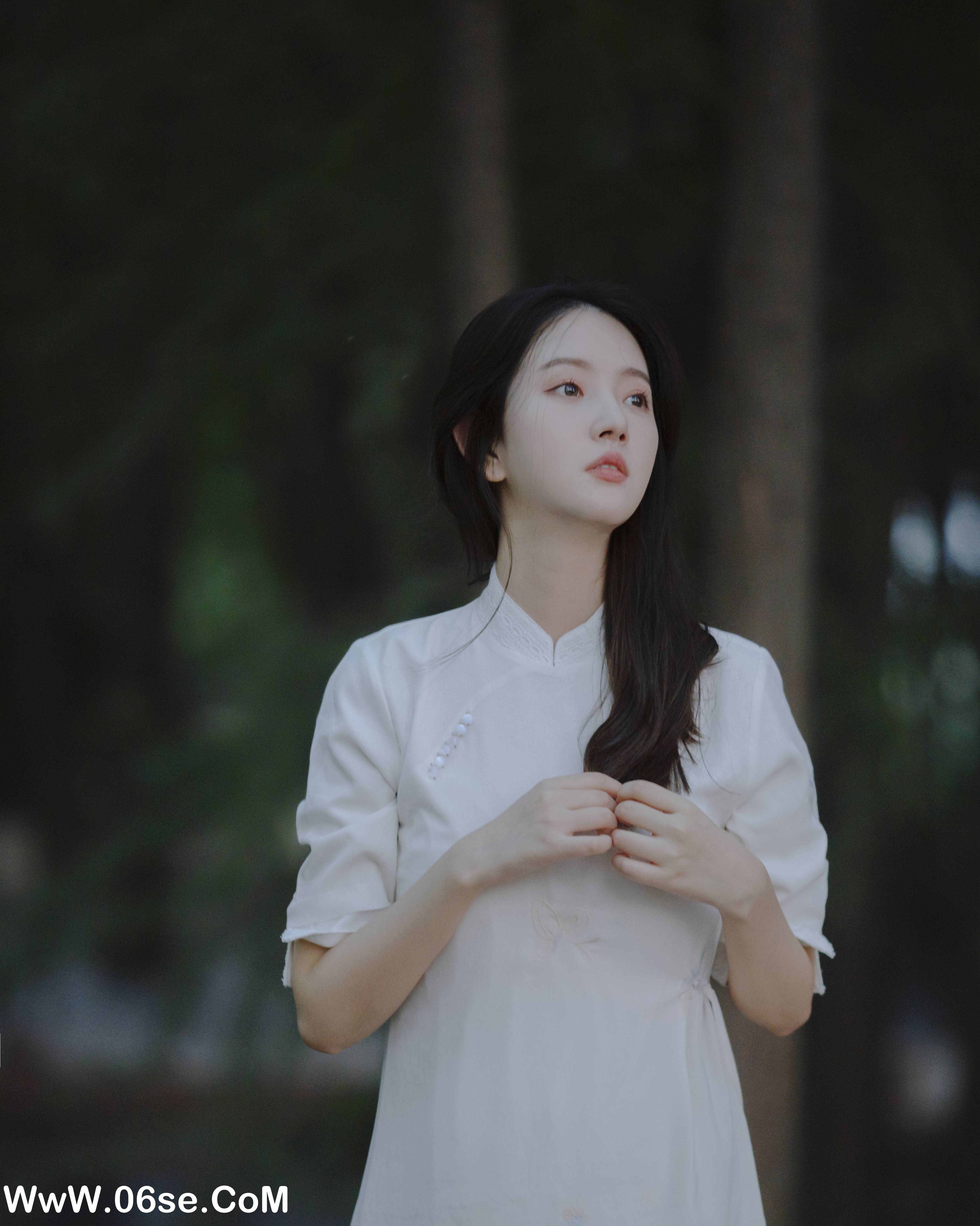 图片[24]-[YITUYU艺图语]2022.11.29 白色湖畔 幽灵胡子[29+1P／396MB]-六色网