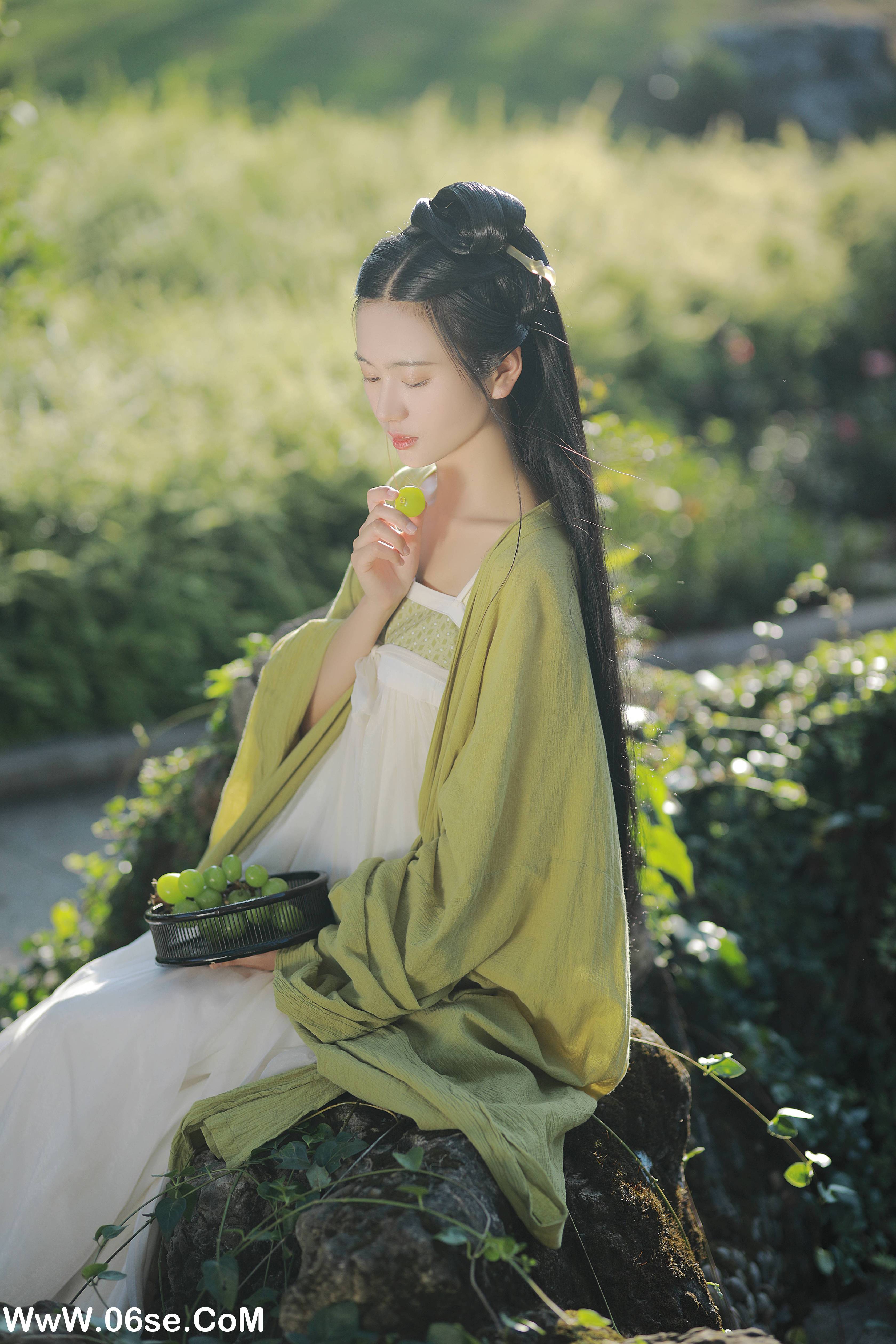 图片[11]-[YITUYU艺图语]2022.10.10 何来人间一惊鸿 瑜瑾[24+1P／495MB]-六色网