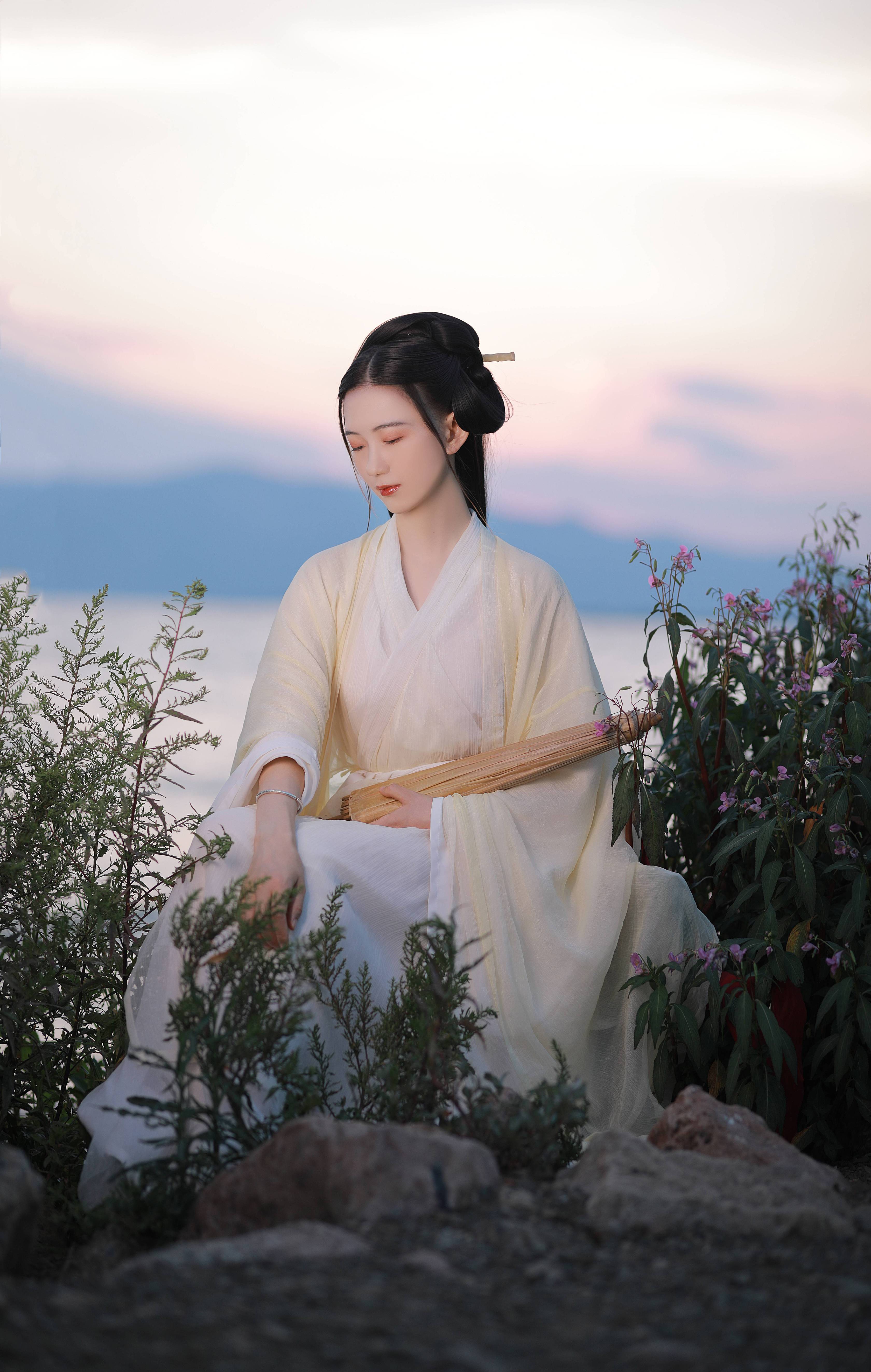 图片[17]-[YITUYU艺图语]2022.08.24 山月不知心底事 Z[29+1P／524MB]-六色网