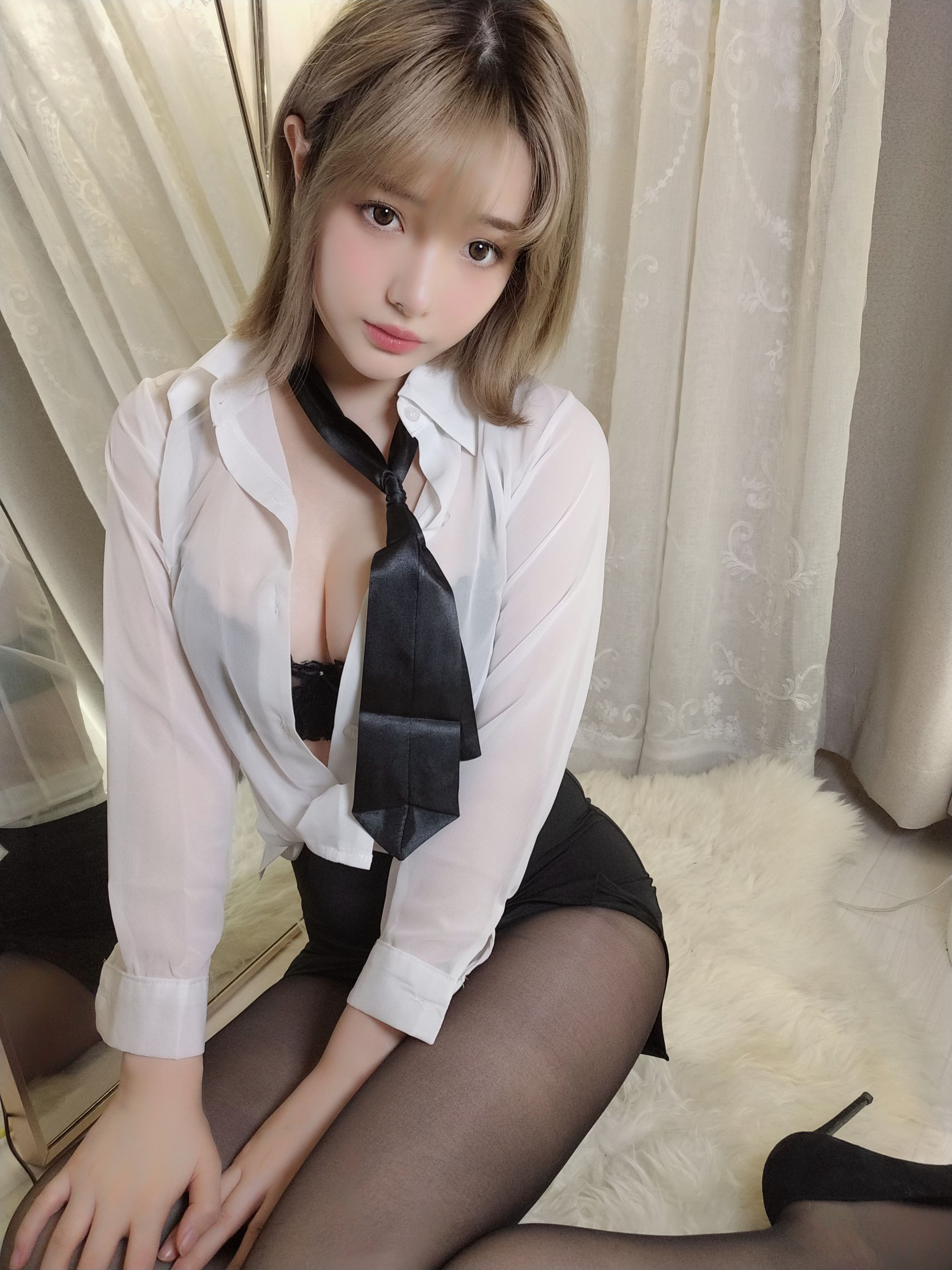 雯妹不讲道理 - 520特辑豪华版 白衬衫(30P2V187MB) 28