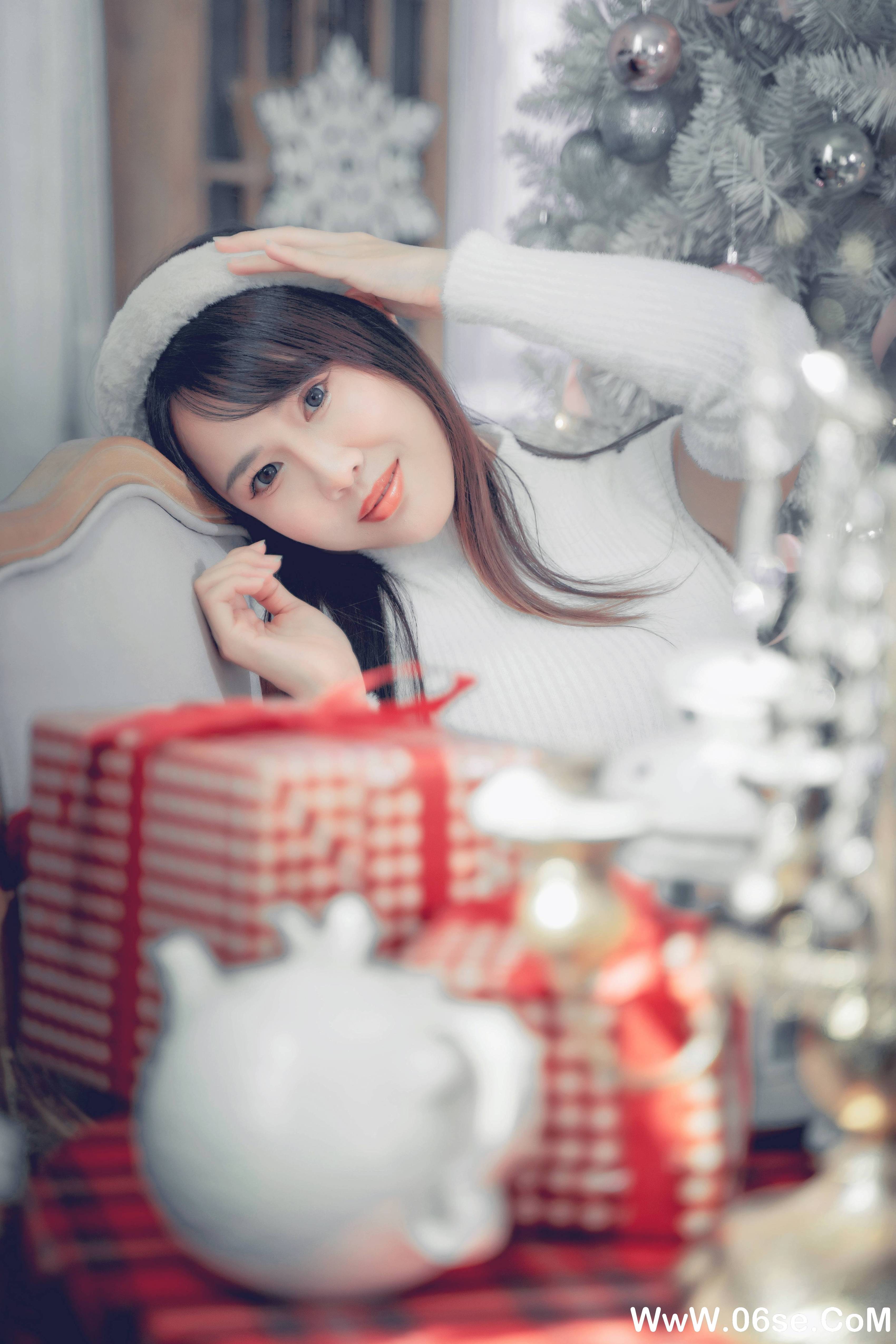 图片[12]-[YITUYU艺图语]2021.12.21 圣诞少女 lin[41+1P／446MB]-六色网