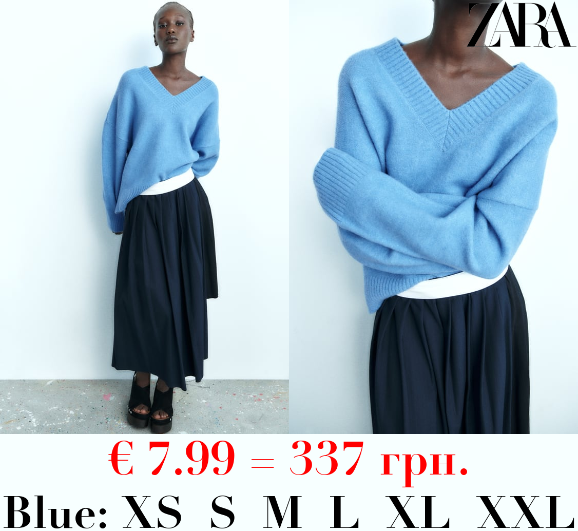 BOX PLEAT SKIRT WITH PINSTRIPES