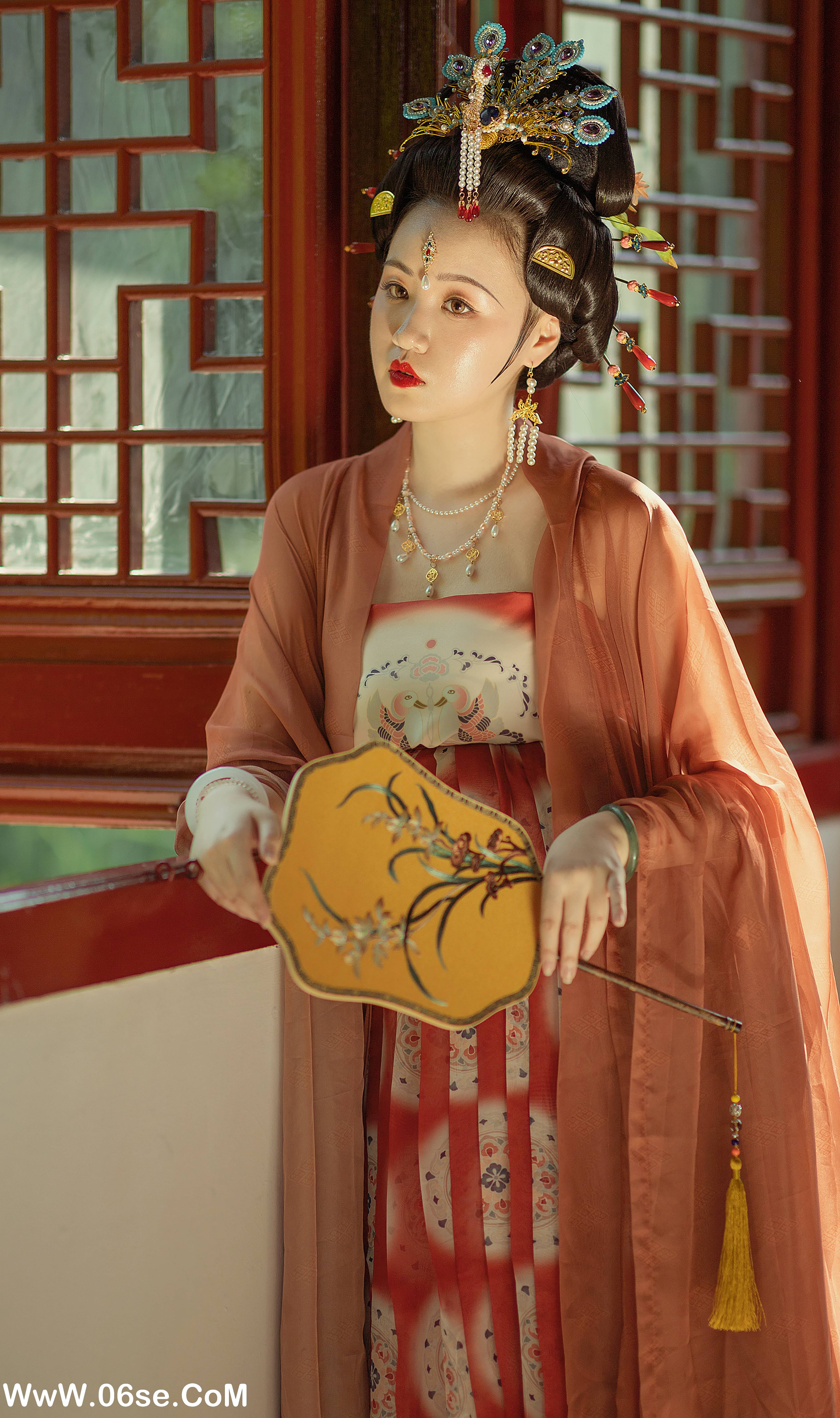 图片[18]-[YITUYU艺图语]2022.02.05 大唐富贵花 雨绵绵o[24+1P／258MB]-六色网
