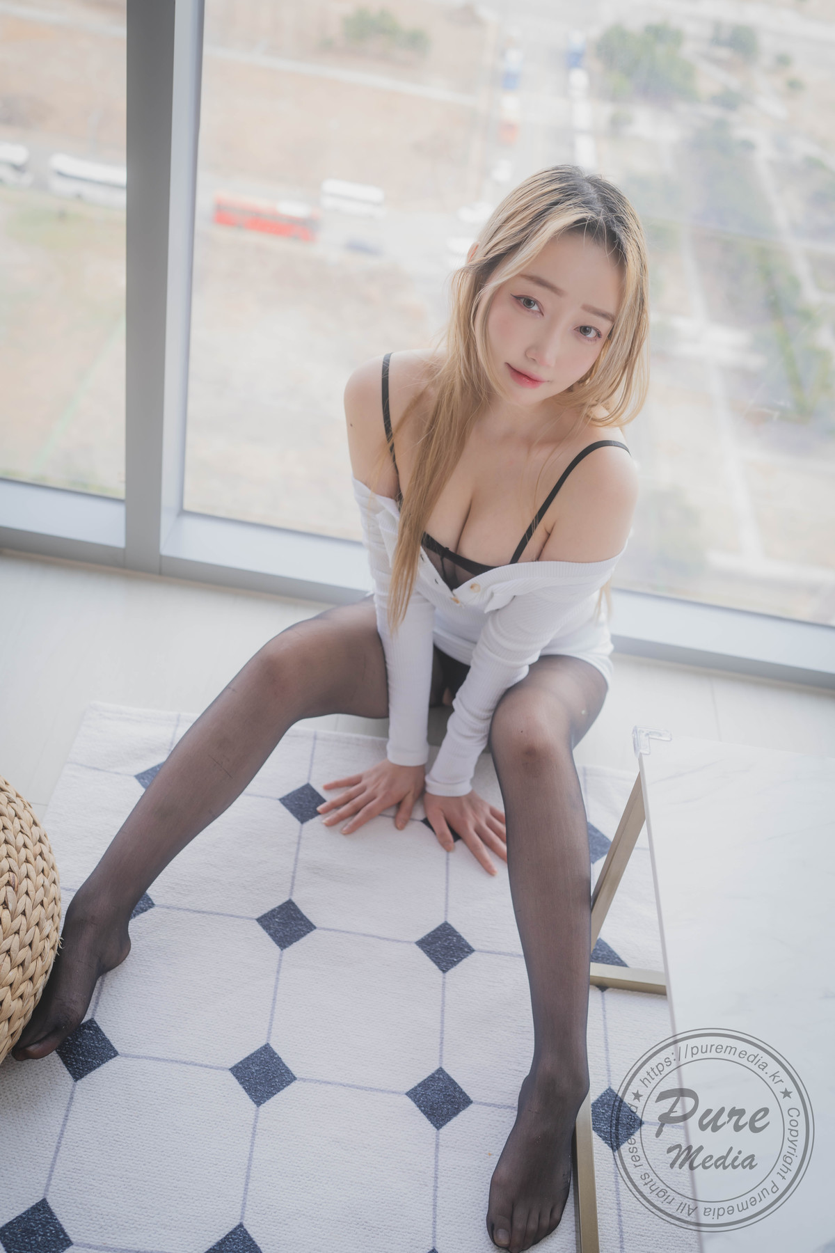 Raon 라온, Pure Media Vol.284 First Naked Set.02 12