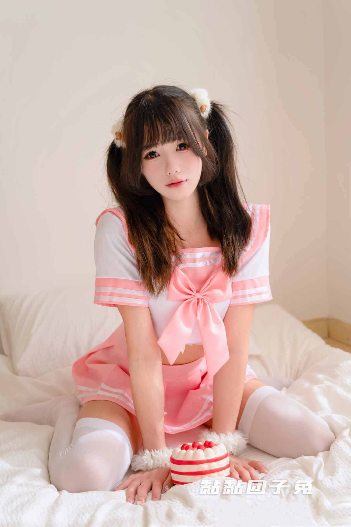 黏黏团子兔 Pink JK Joshi Kosei 2