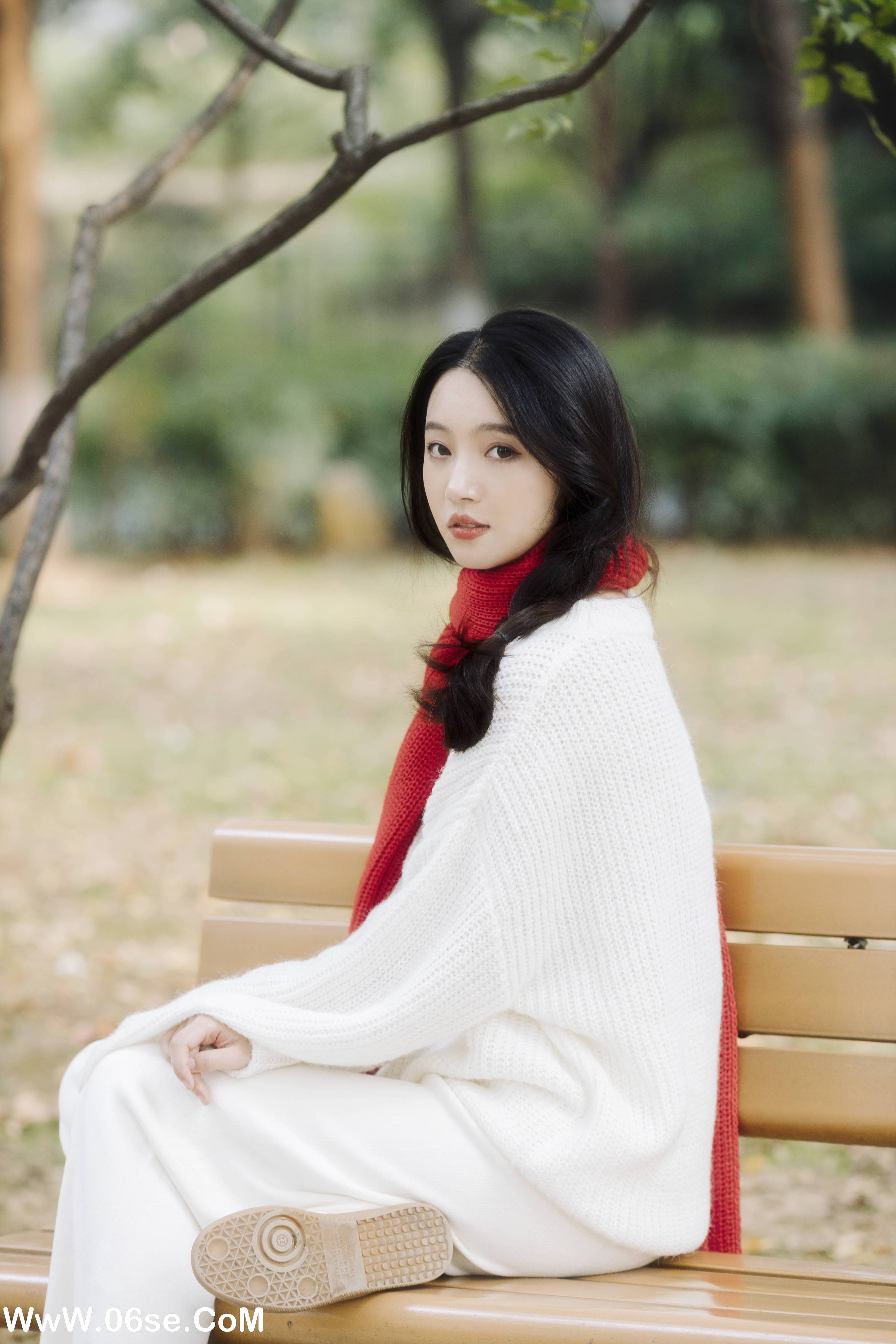 图片[28]-[YITUYU艺图语]2022.12.05 红色暖冬 幽灵胡子[45+1P／686MB]-六色网
