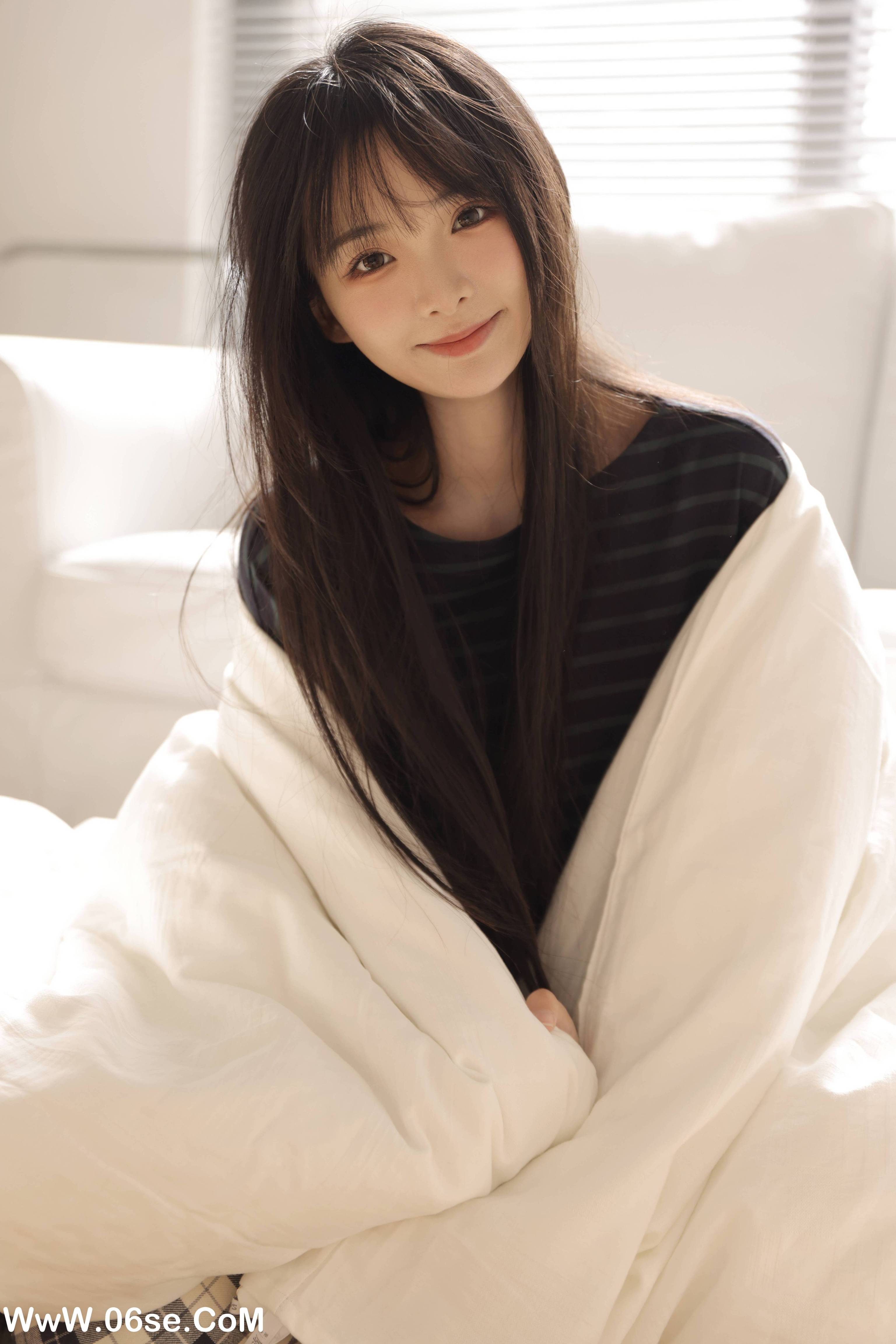 图片[26]-[YITUYU艺图语]2022.12.19 白色 莉莉崽w[30+1P／336MB]-六色网