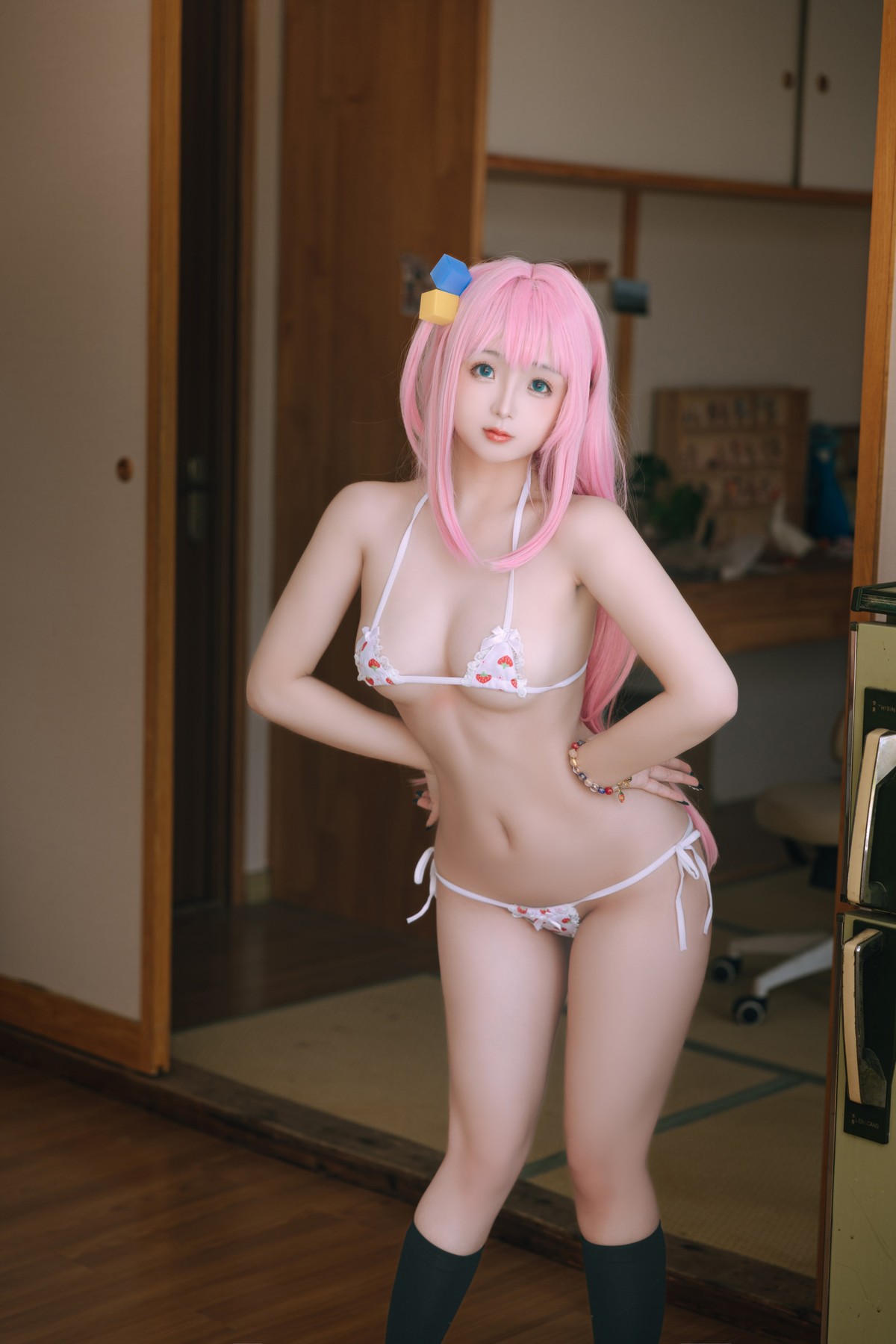 Cosplay 日奈娇 小孤独 44