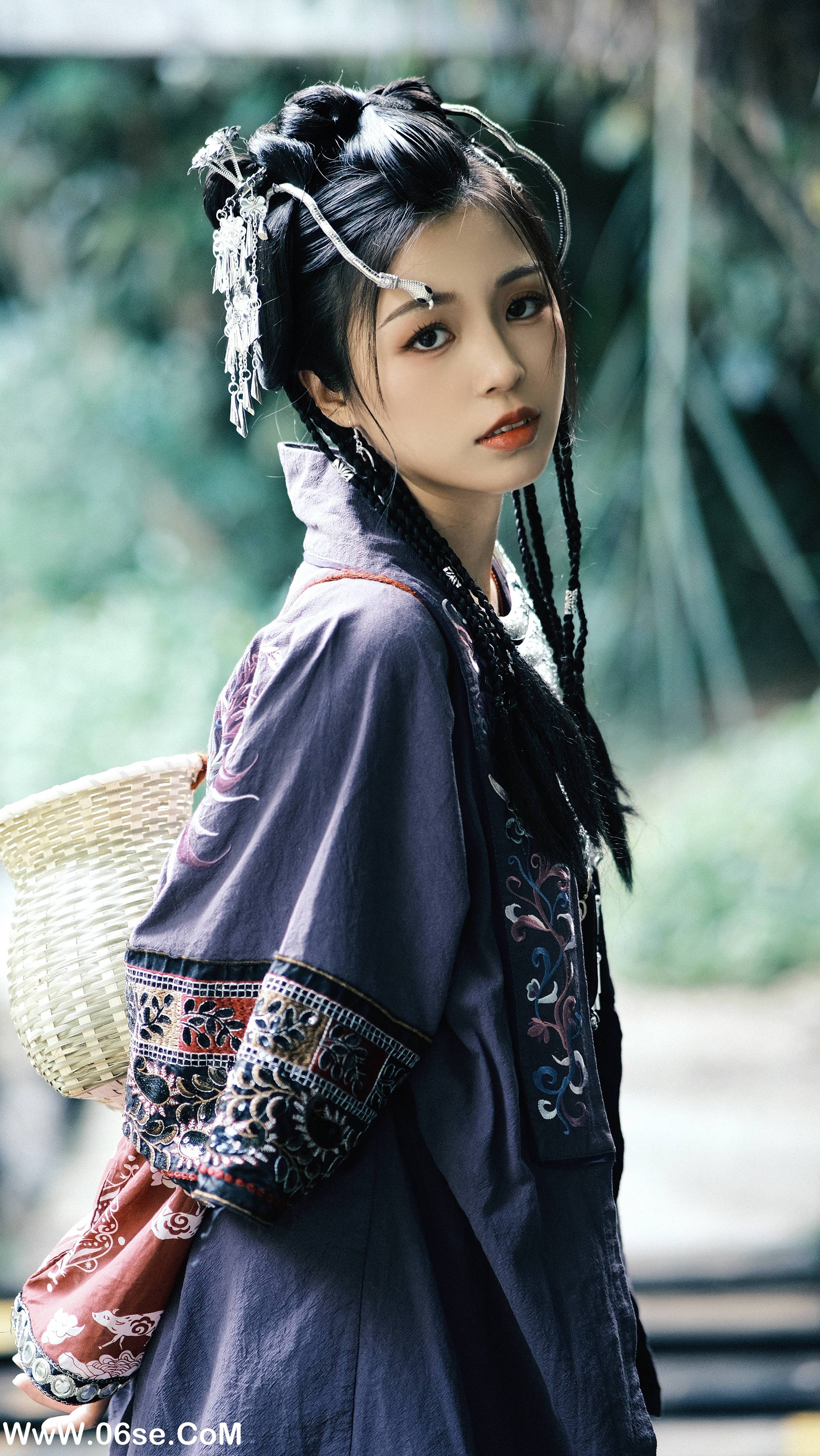 图片[18]-[YITUYU艺图语]2022.07.08 苗家姑娘 proyhine[27+1P／335MB]-六色网