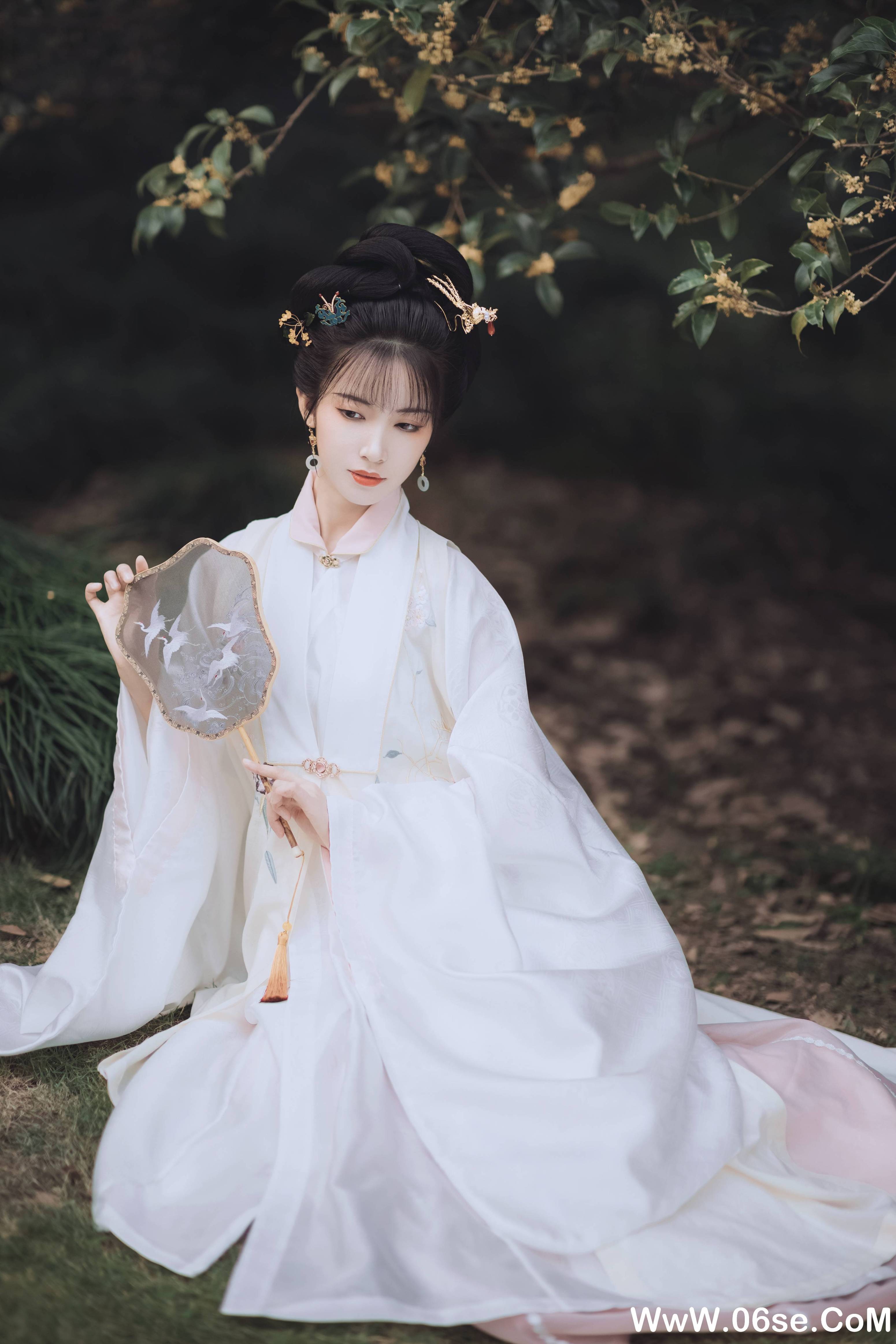 图片[19]-[YITUYU艺图语]2021.11.22 桂花酿 一只阿梦崽[35+1P／307MB]-六色网