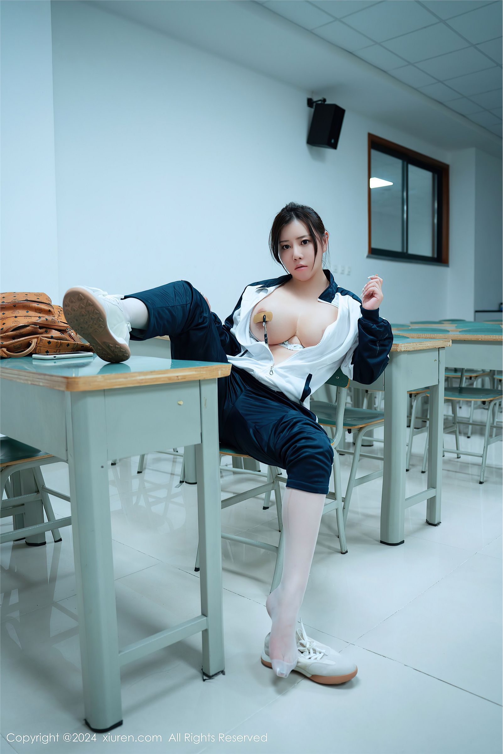 图片[9]-[XIUREN秀人网] 2024.02.21 NO.8122 王婉悠Queen-六色网
