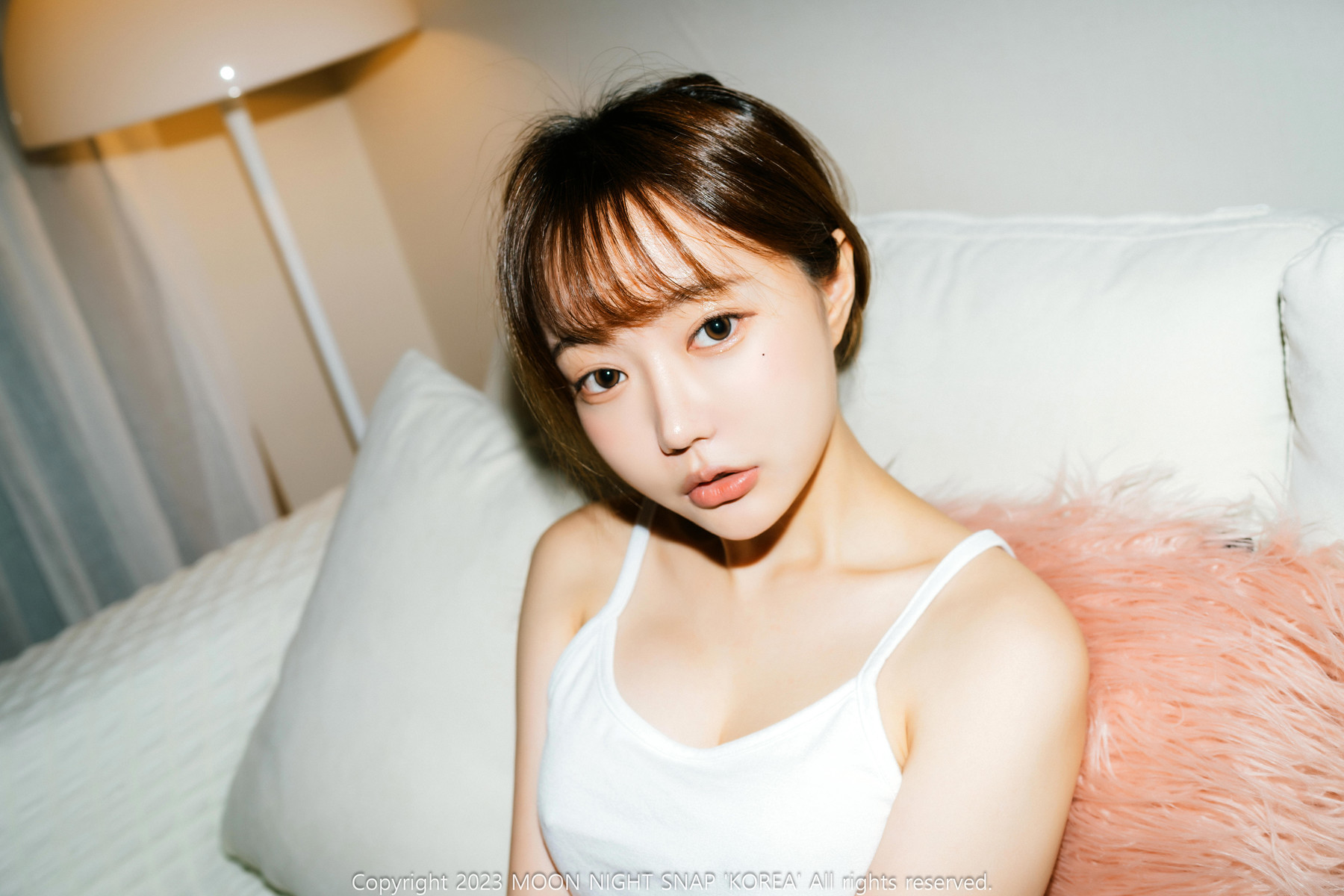 Jucy 쥬시, [Moon Night Snap] I’m Alone Without My Brother Set.01 19