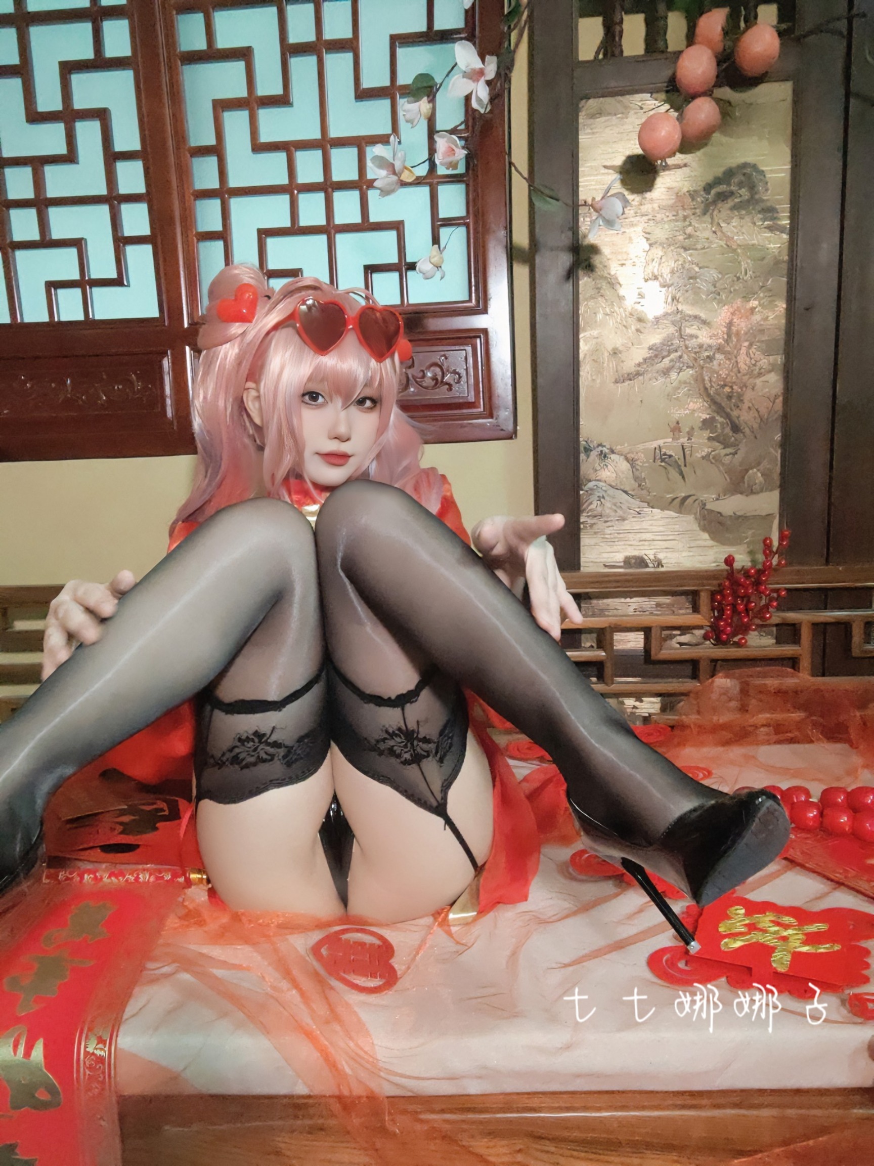 七七娜娜子 布莱默顿新春旗袍 [108P6V-770MB] 76