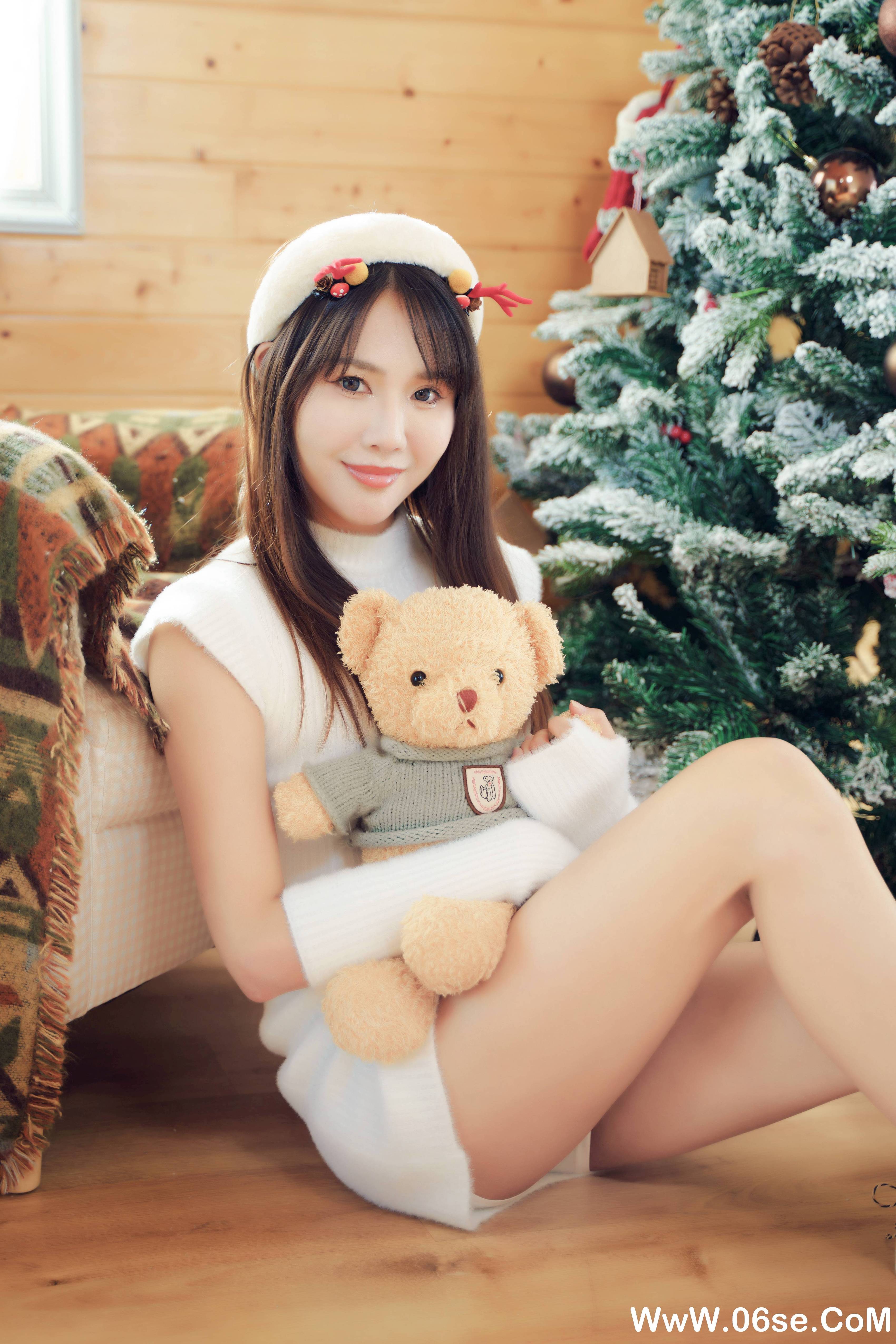 图片[41]-[YITUYU艺图语]2021.12.21 圣诞少女 lin[41+1P／446MB]-六色网