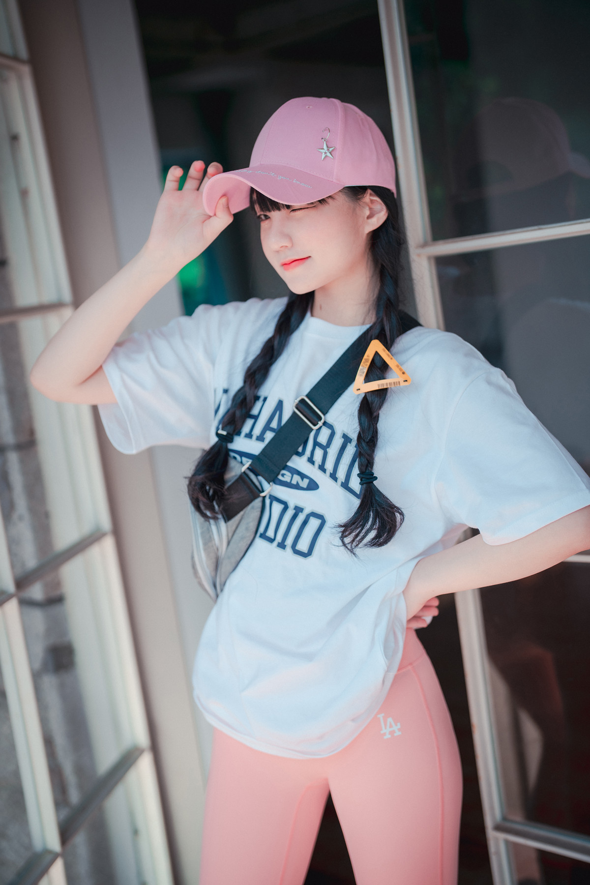 Jeong Jenny 정제니, DJAWA ‘Loose and Tight Pink’ Set.03 11