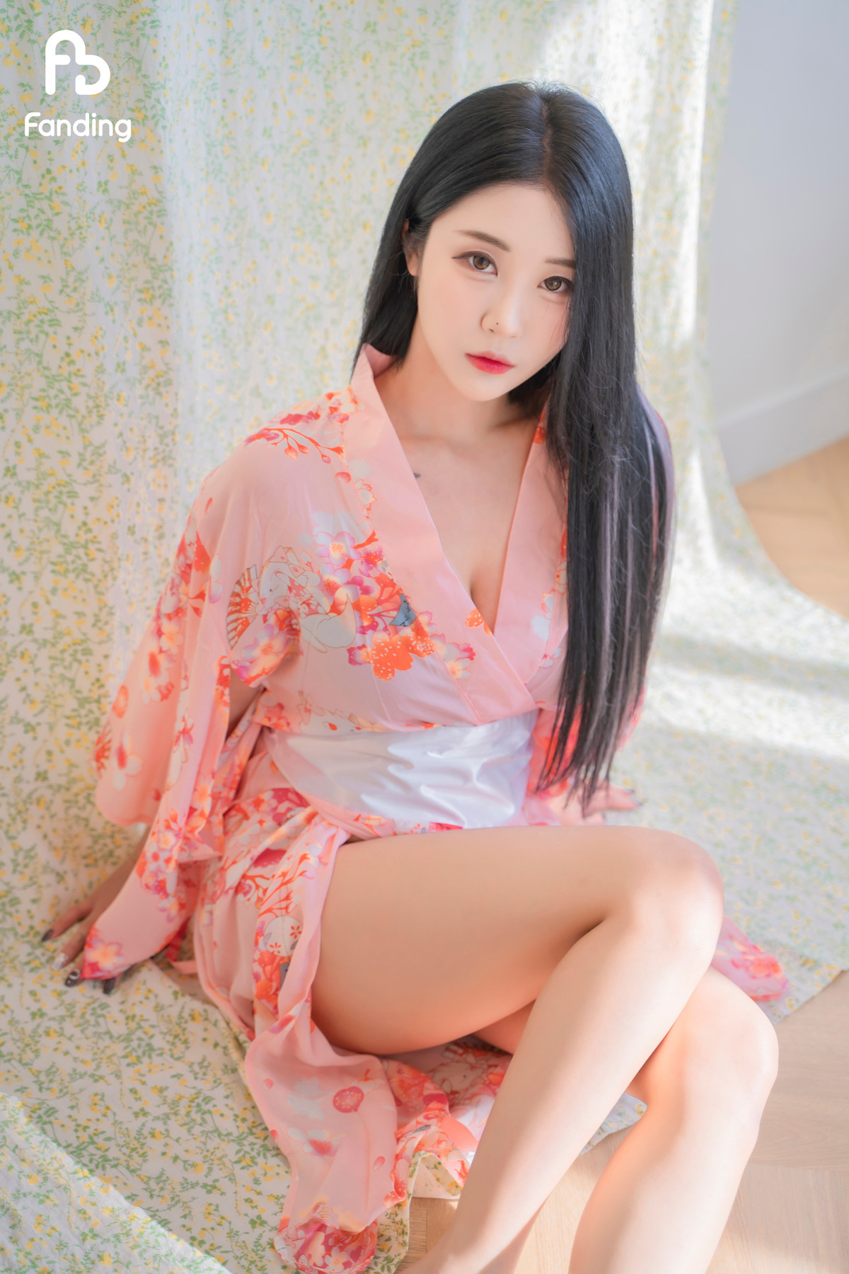 Jeong Bomi 정보미, [FANDING] Fanding Premium Photobooks Set.01 39