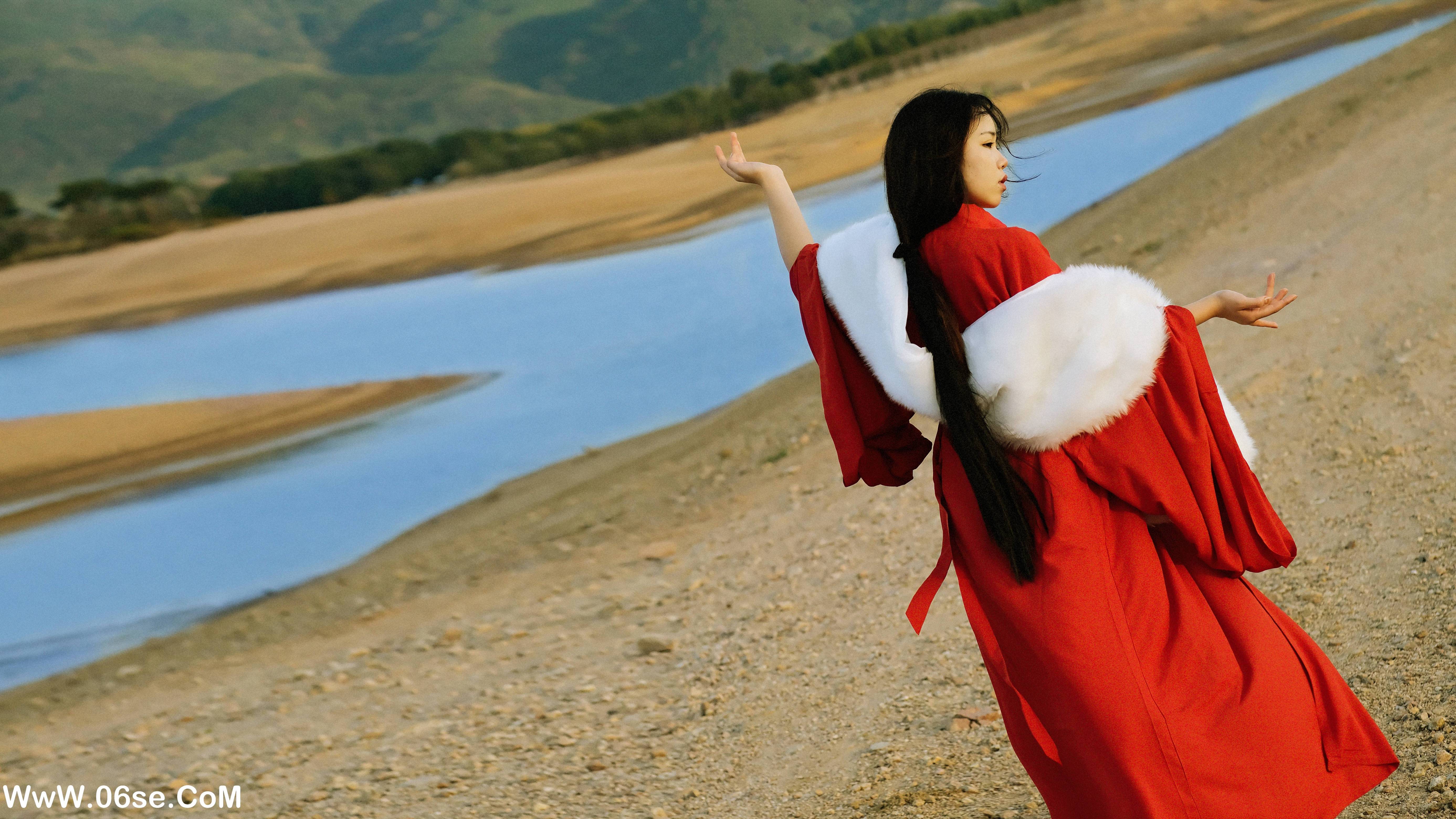图片[13]-[YITUYU艺图语]2022.12.04 忘川 会下雪的小仙女[24+1P／507MB]-六色网