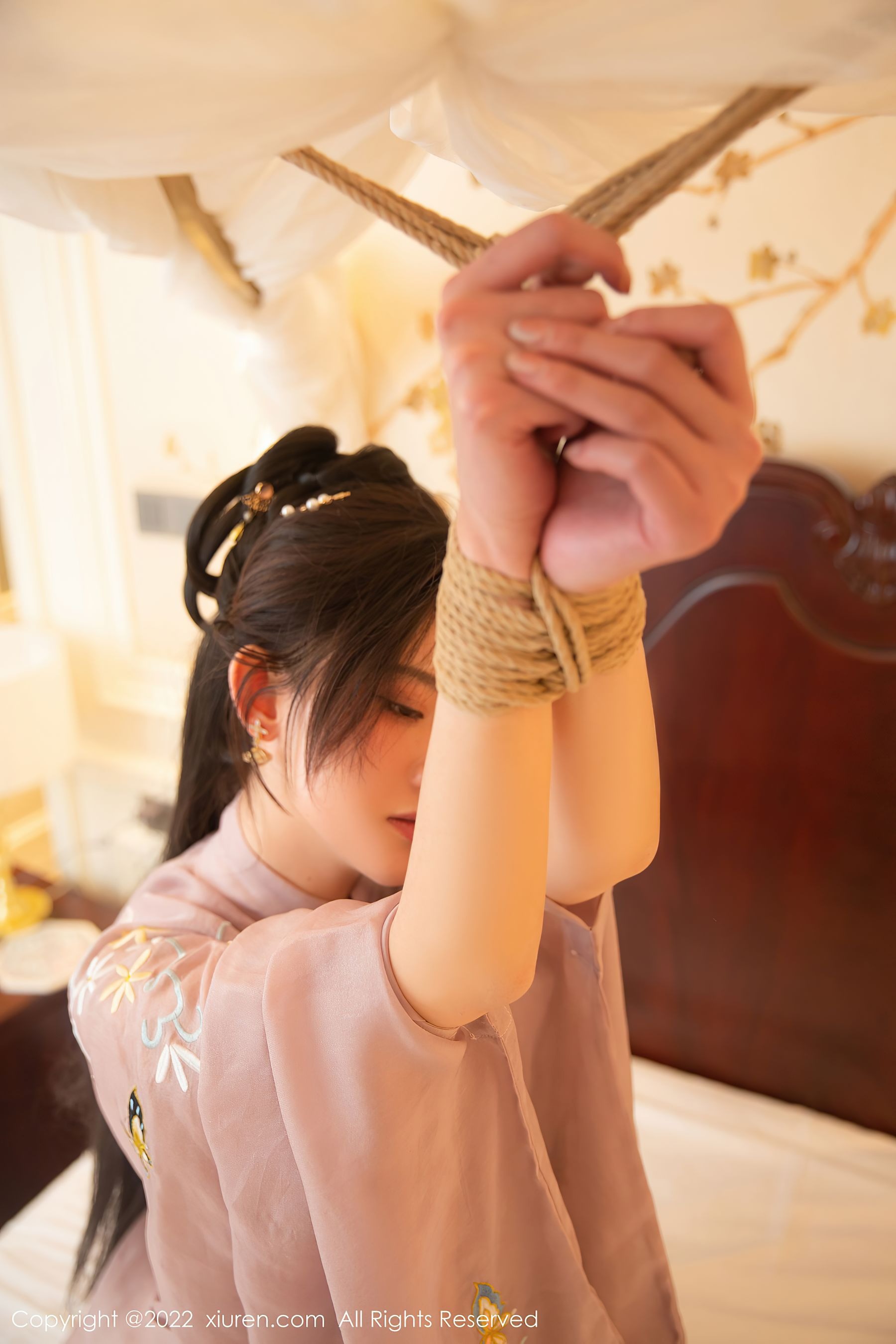 [秀人XiuRen]_No.4945_就是阿朱啊-写真图集共66P 5