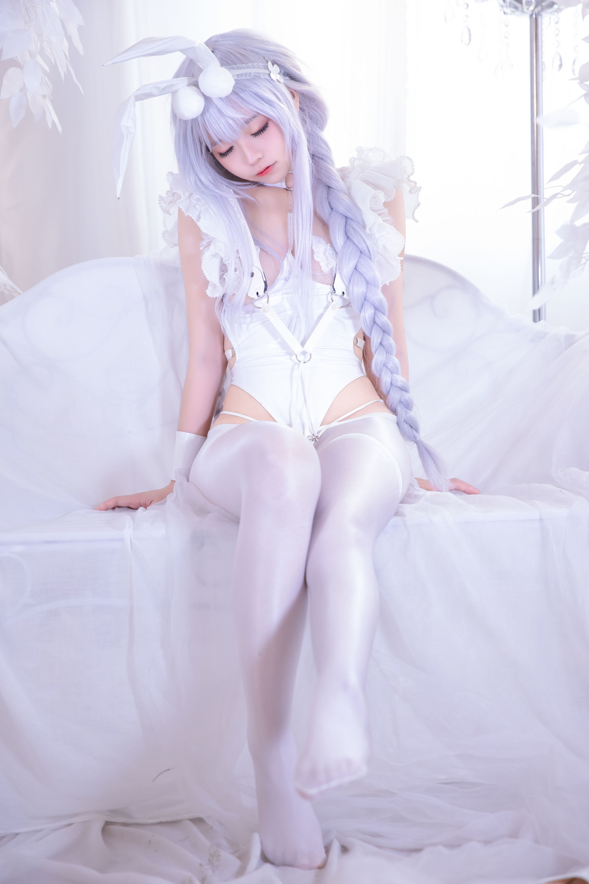 G44不会受伤 Cosplay 碧蓝航线 恶毒皮肤 懒懒的白兔 12
