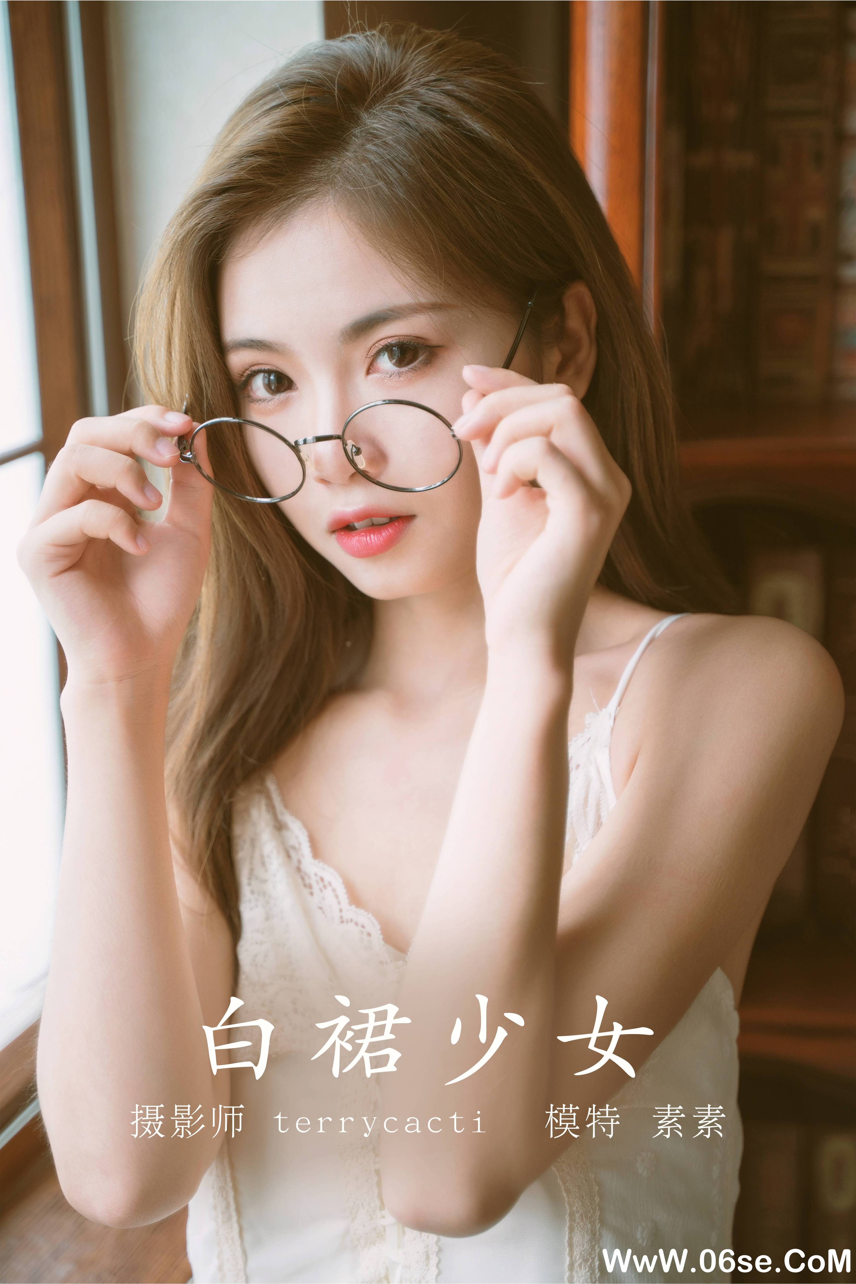 [YITUYU艺图语]2021.11.08 白裙少女 素素[24+1P／292MB]-六色网