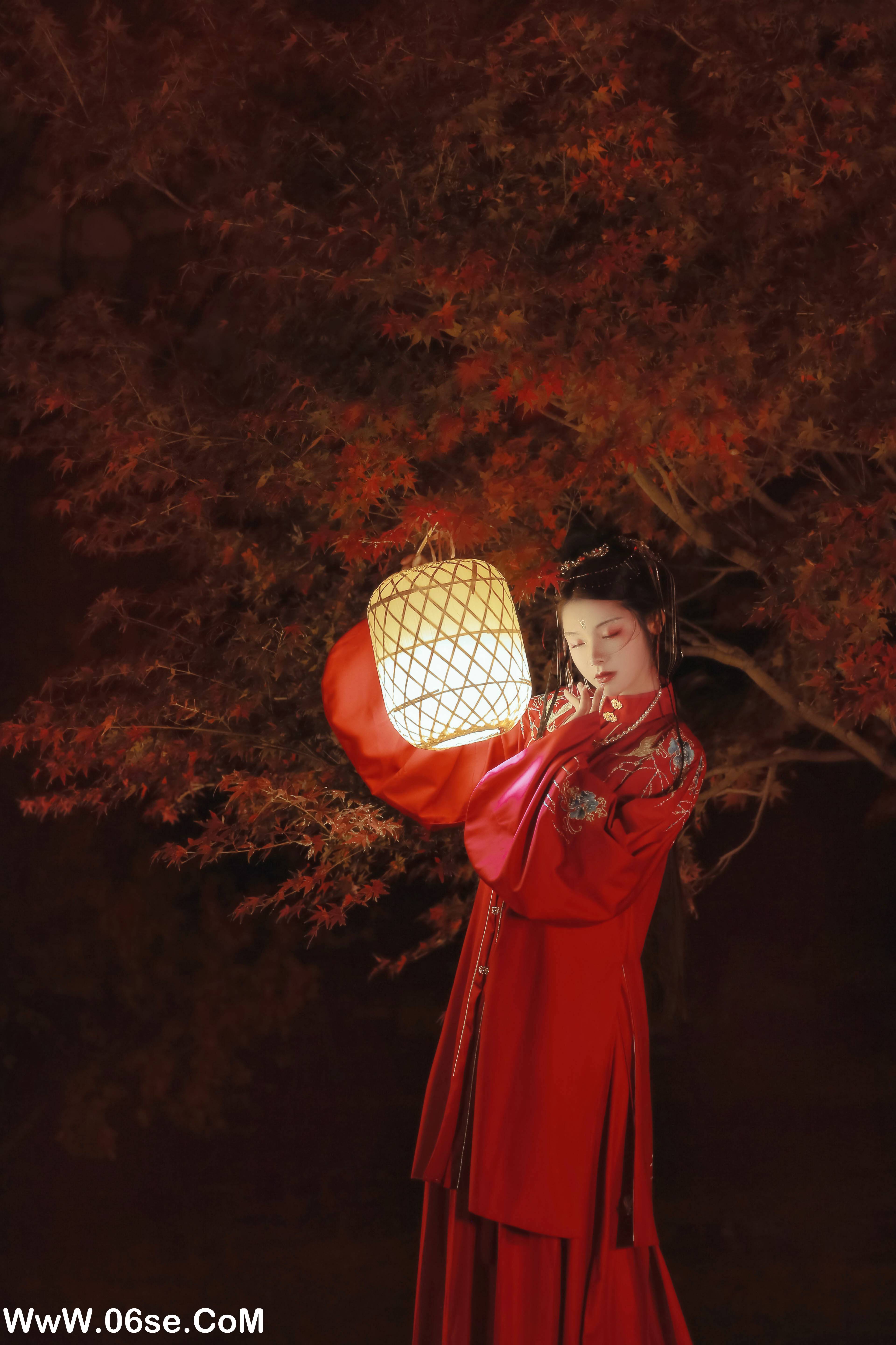 图片[3]-[YITUYU艺图语]2022.11.28 莫将圆相换眉颦 阿里马马掌门人[31+1P／144MB]-六色网